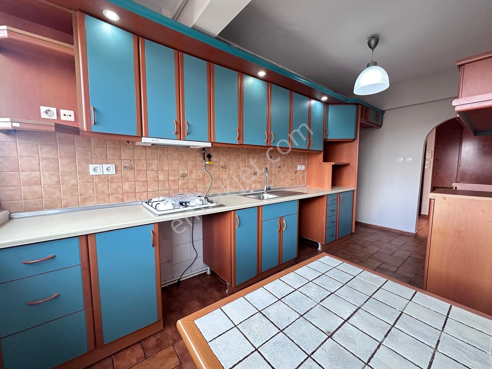 Bayar Caddesin De Kapanmaz Ferahlıkta Çift Balkonlu Net 110m2 - Görsel 4