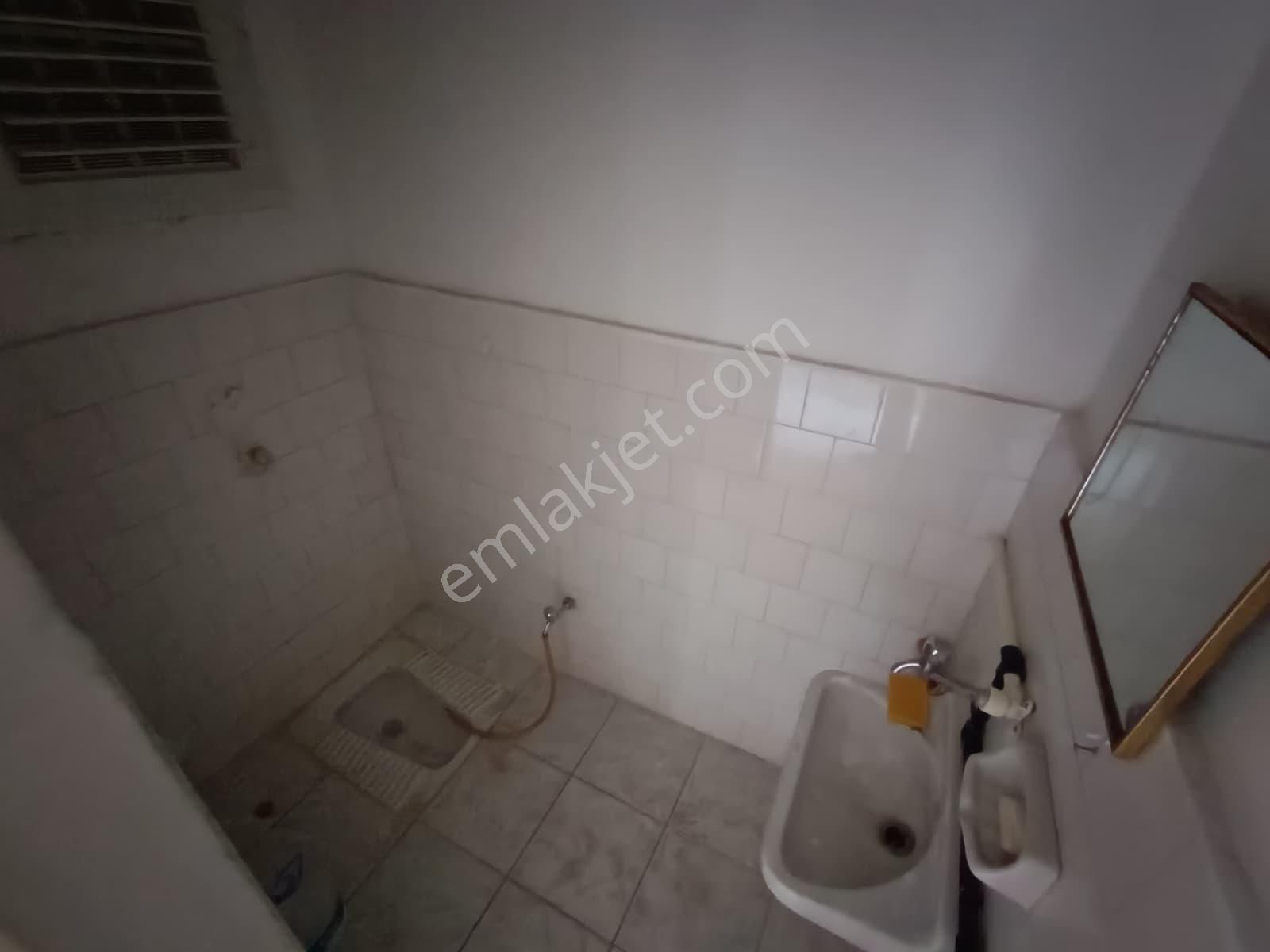 Ergünden Cumhuriyette Doğal Gazlı Kiralık - Görsel 17