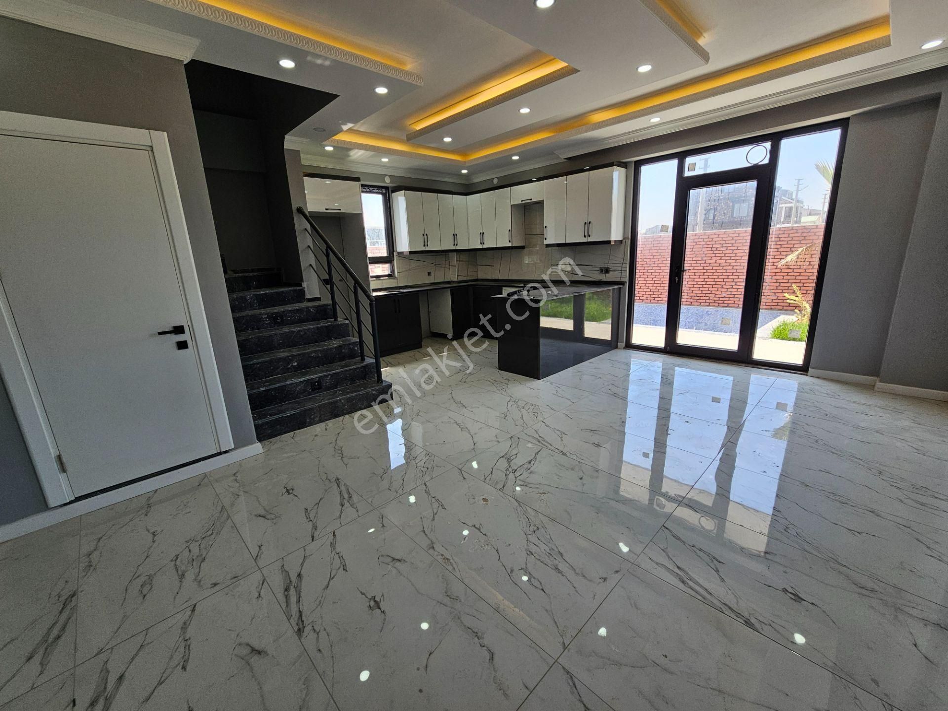 Deniz'den Kocaali Sakarya'da 4+1 Müstakil Havuzlu, Denize 2.parsel,yerden Isıtmalı Lüks Villa - Görsel 10