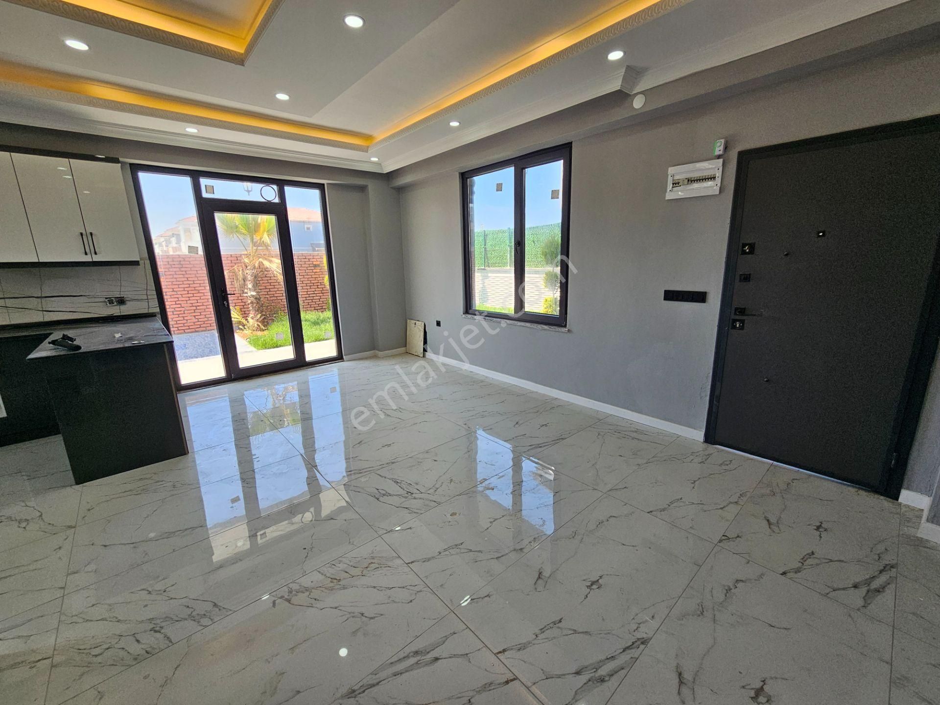 Deniz'den Kocaali Sakarya'da 4+1 Müstakil Havuzlu, Denize 2.parsel,yerden Isıtmalı Lüks Villa - Görsel 12