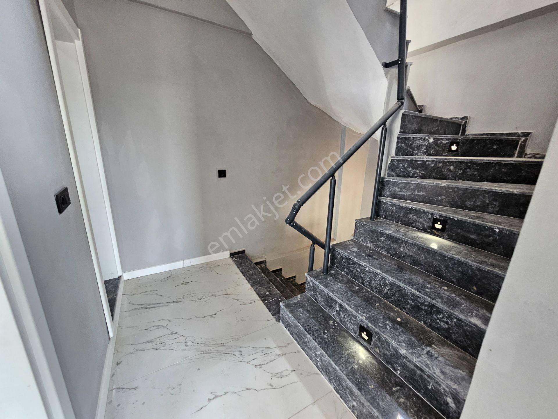 Deniz'den Kocaali Sakarya'da 4+1 Müstakil Havuzlu, Denize 2.parsel,yerden Isıtmalı Lüks Villa - Görsel 22