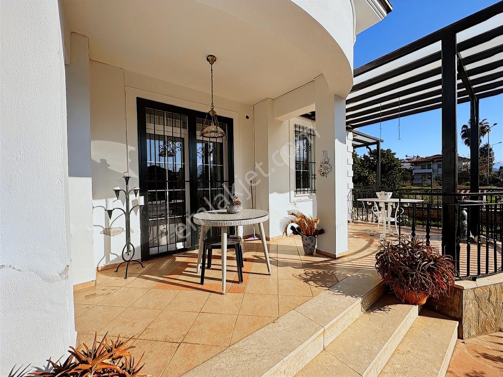 Stoptan Site İçerisinde 4+1 Dubleks Villa - Görsel 6