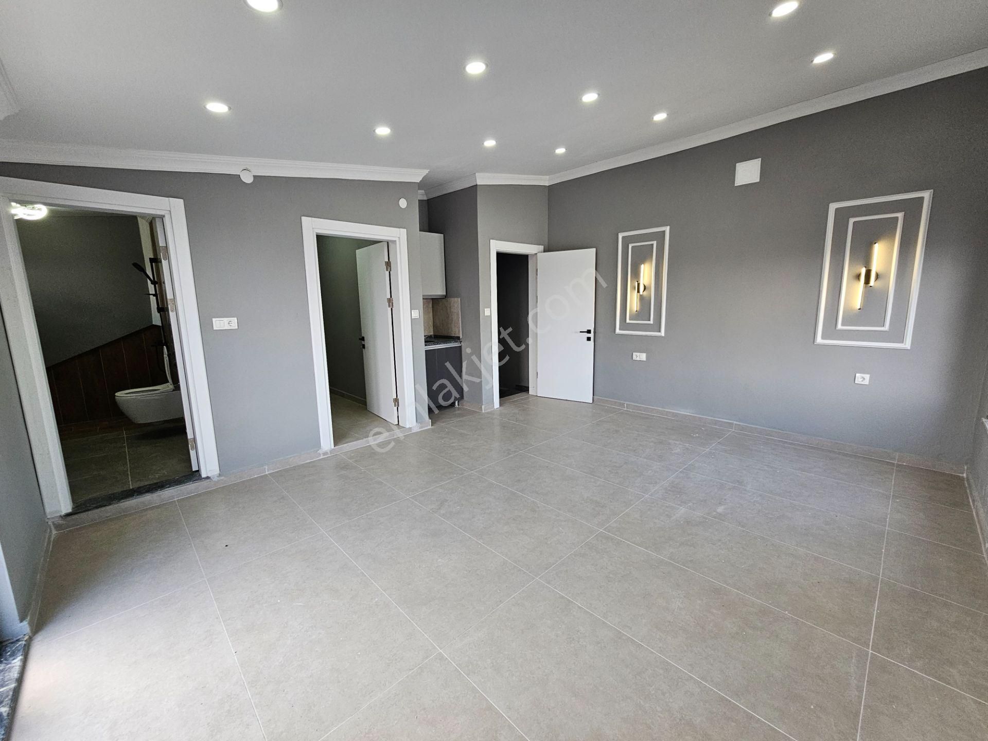 Deniz'den Kocaali Saakrya'da 3+1 Merkezde,giyinme Odalı,ebeveyn Banyolu Villa - Görsel 30