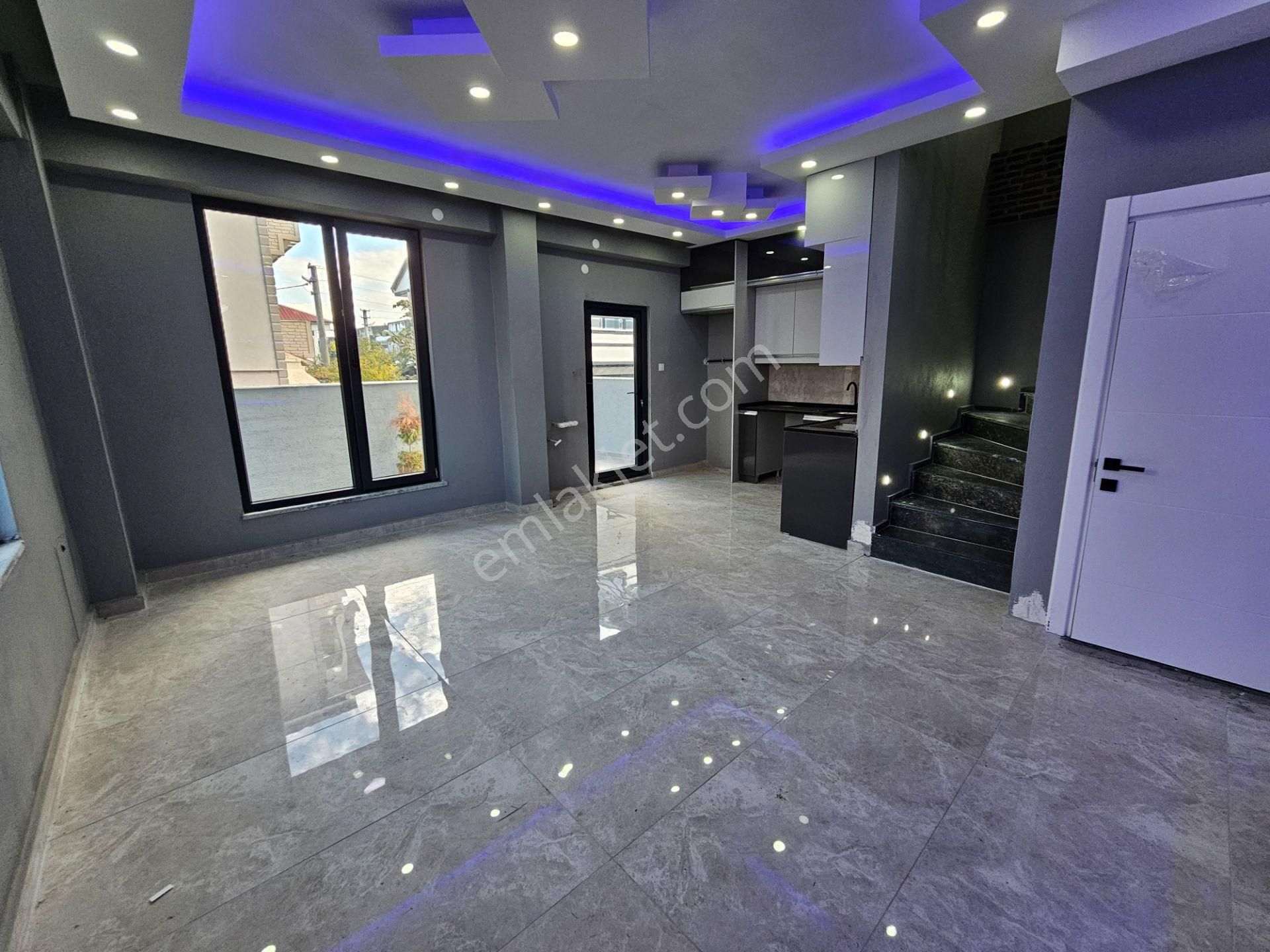 Deniz'den Kocaali Saakrya'da 3+1 Merkezde,giyinme Odalı,ebeveyn Banyolu Villa - Görsel 8