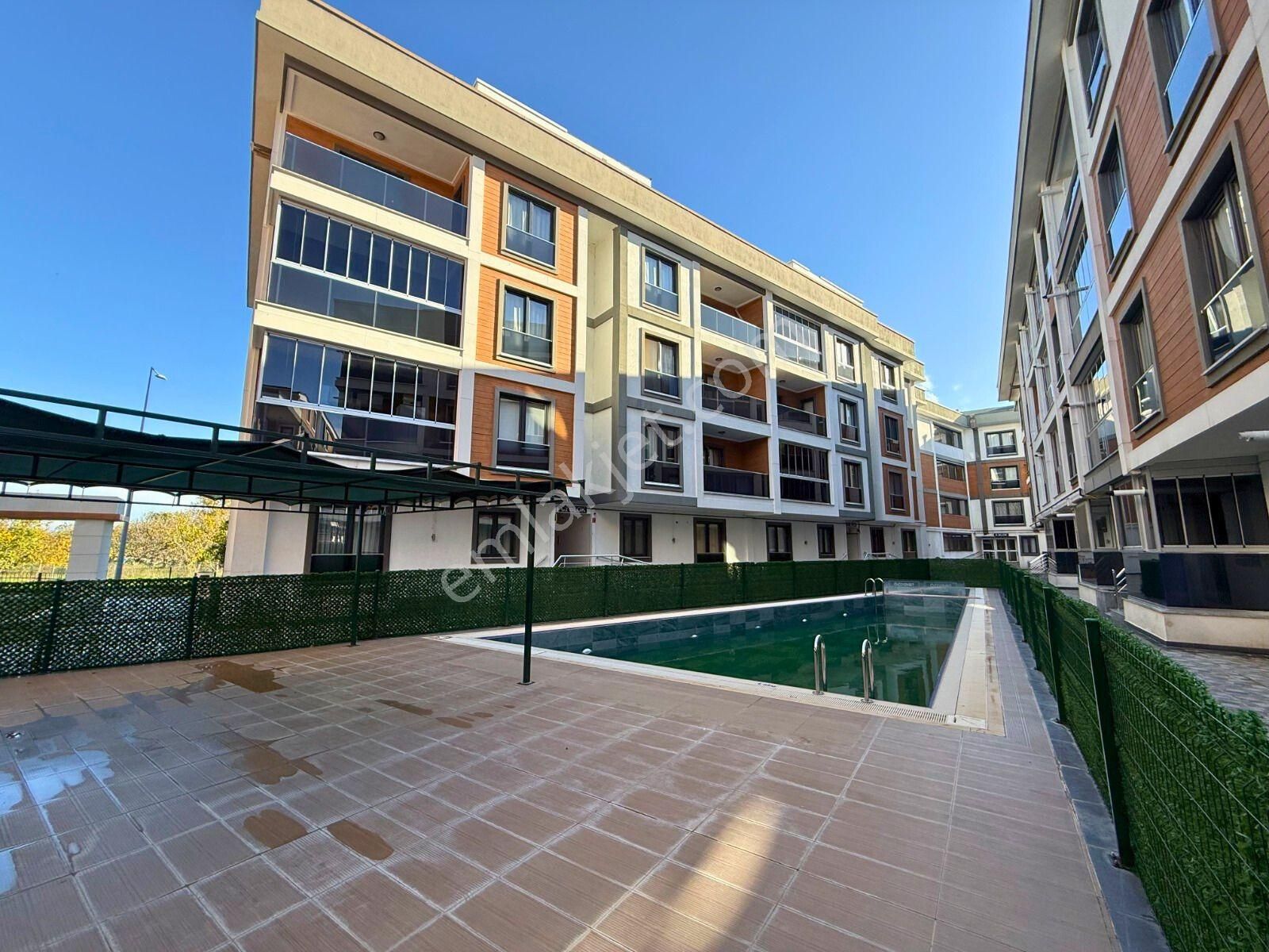 Akman'dan Altınkumda Satılık 1+1 Yüzme Havuzlu Otoparklı Daire - Görsel 19