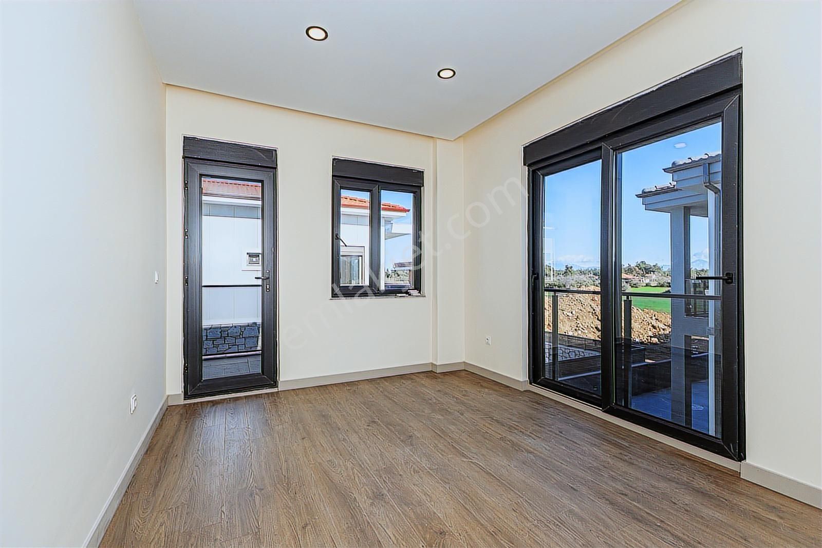 Antalya Duacı Da 4+1 Satılık Villa - Görsel 18