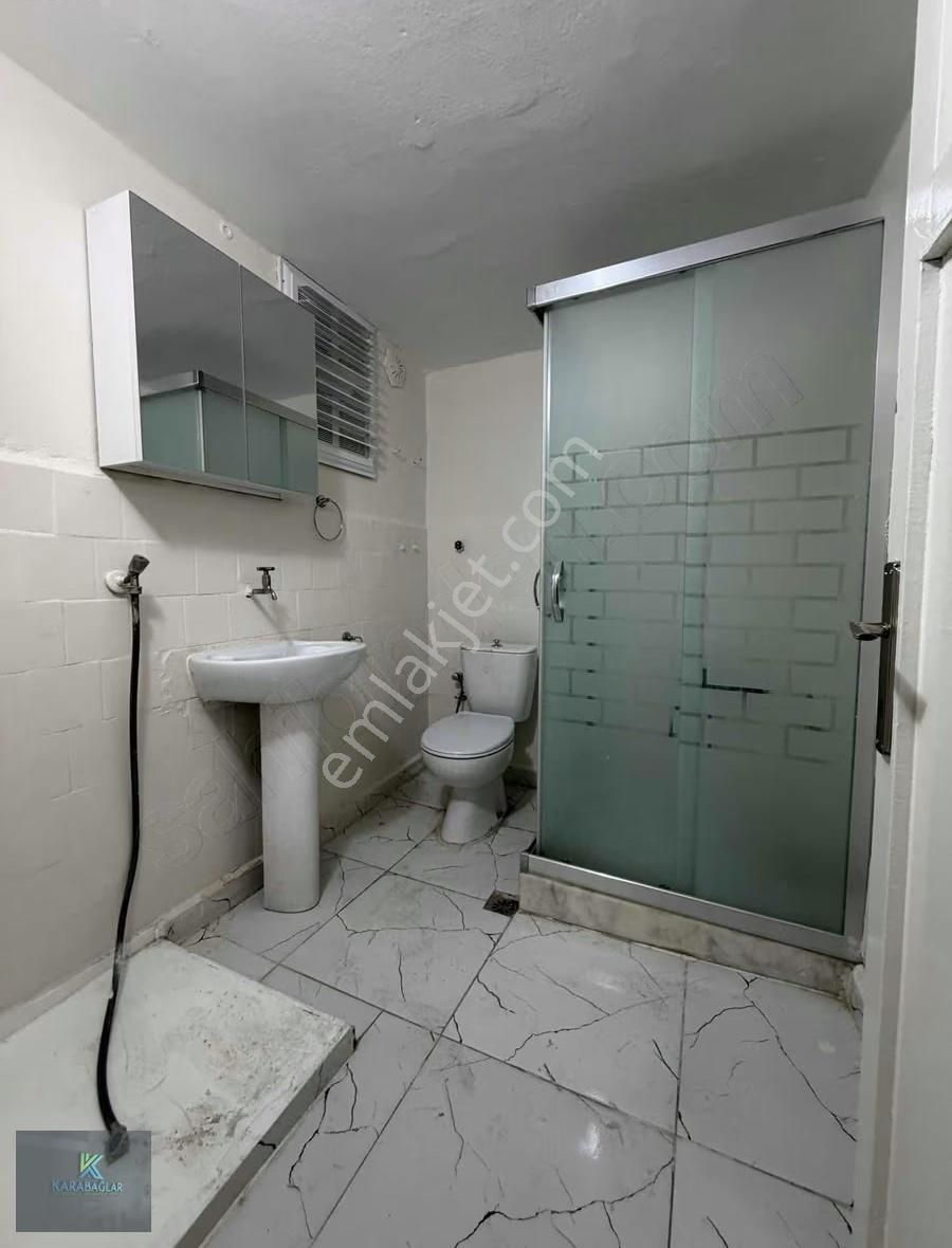 Hastaneye Ve Metro Yakın Arakat Bakımlı 2+1 - Görsel 11