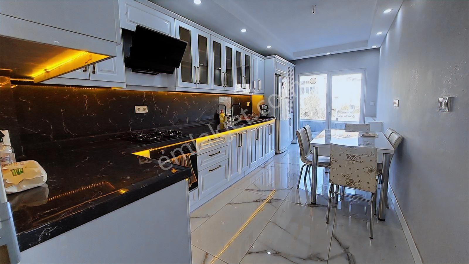 Akıncı Gökce Den İstasyon Mh.de Emniyet Yakını Villa Tipi 5+1 - Görsel 17