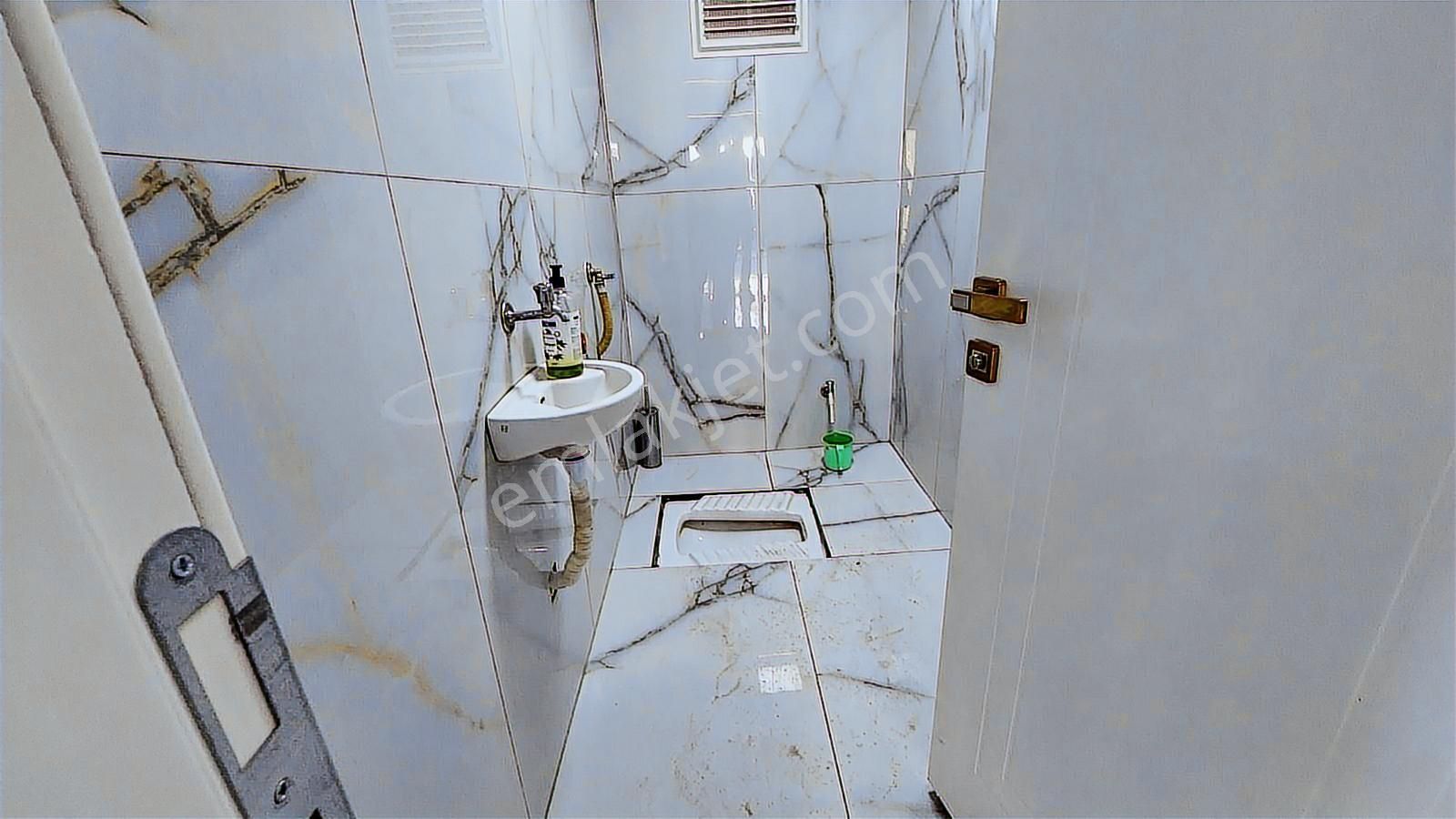 Akıncı Gökce Den İstasyon Mh.de Emniyet Yakını Villa Tipi 5+1 - Görsel 24