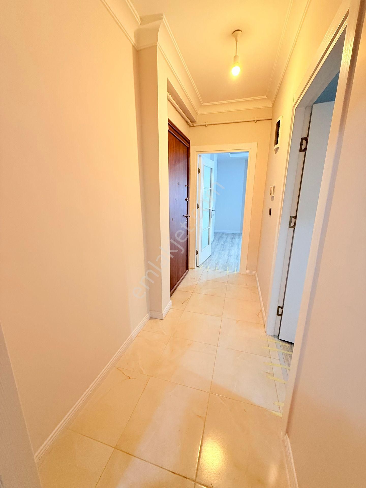 Adatepe Işıklar Da Minibüse 2.bina İskanlı Boş 1+1 Daire - Görsel 10