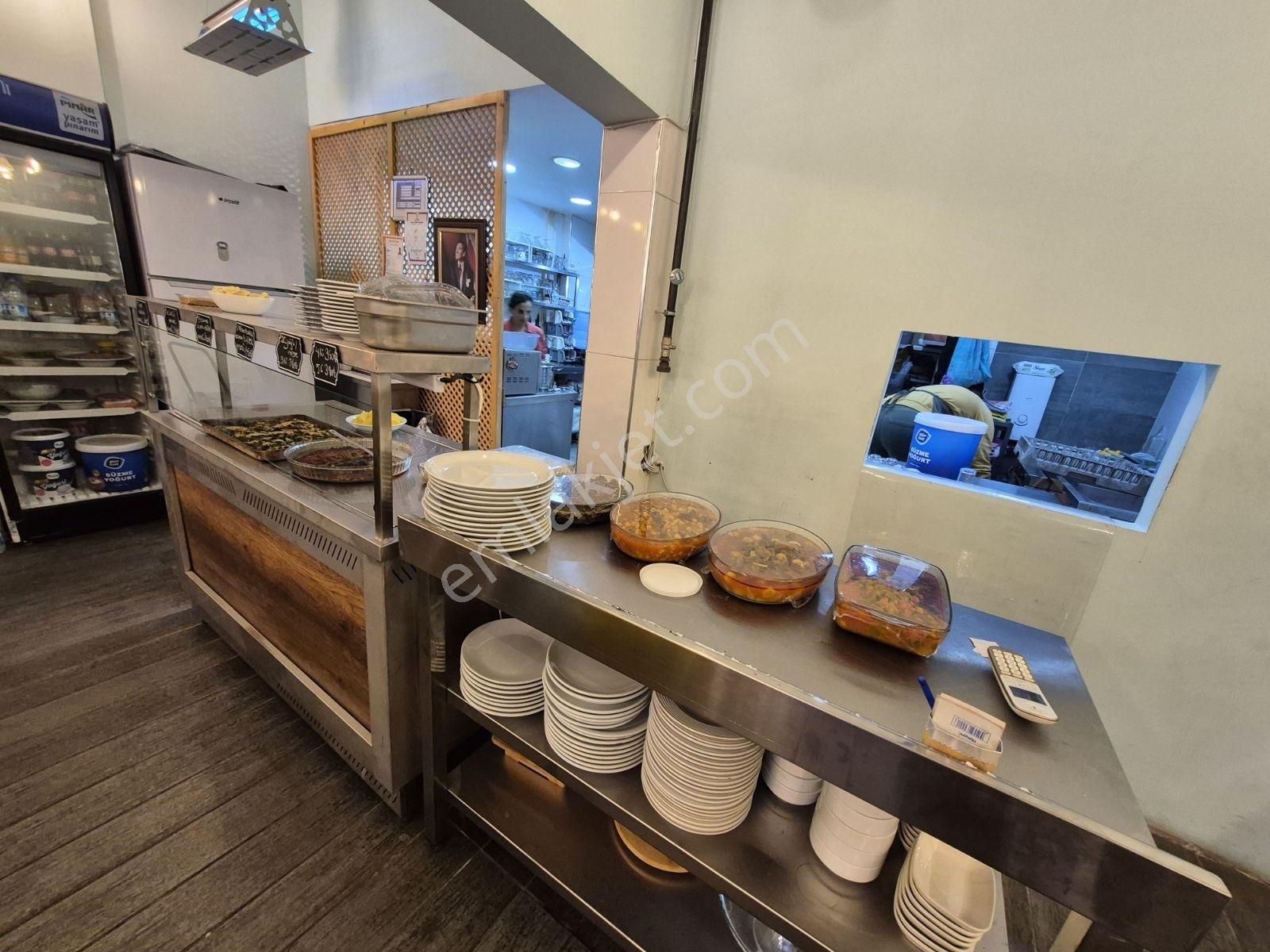 Alsancak Merkezde Devren Kiralık Restoran Lokanta Kafe - Görsel 30