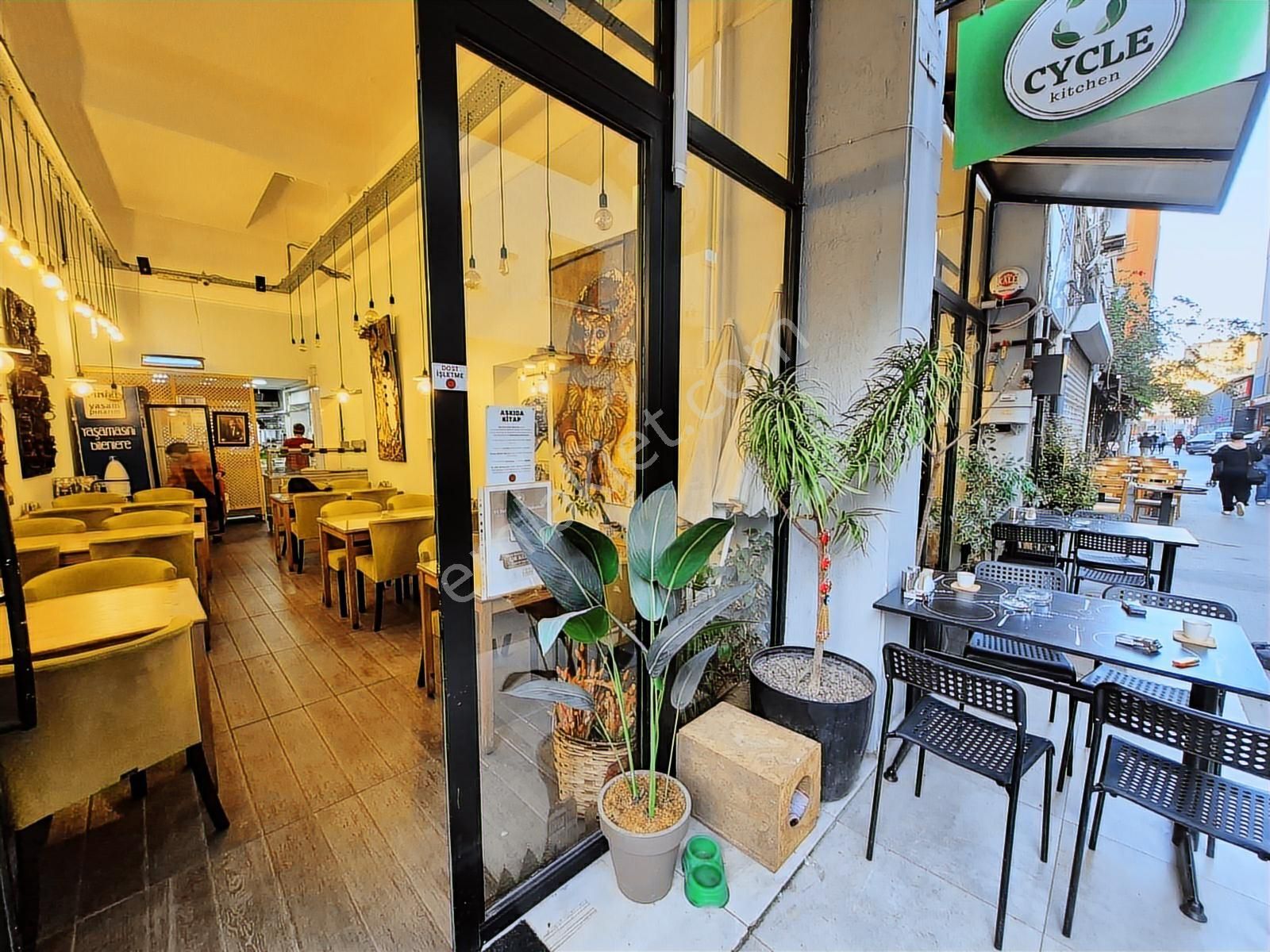 Alsancak Merkezde Devren Kiralık Restoran Lokanta Kafe - Görsel 28