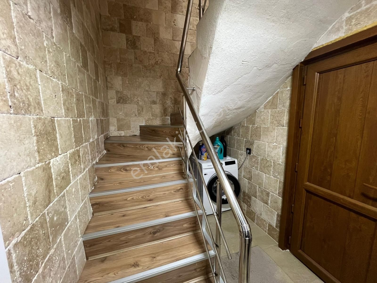 Kardelen Mah. Altunkent Sitesi Yapılı 5+1 Satılık Köşe Müstakil - Görsel 32