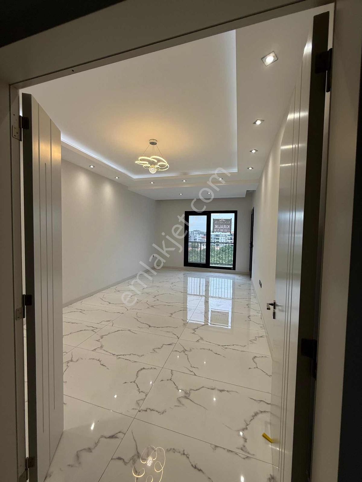 Kocabıyık Gayrimenkul'den Şehirhastanesi 3+1 Kiralık Daire