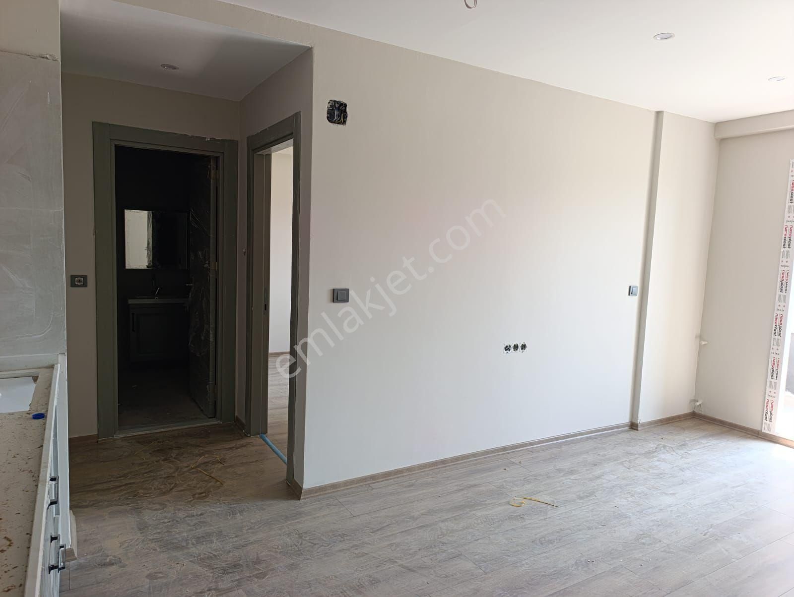 Çarkıparede Bulvar Üstü Çukurova Fırın Arkası 1+1 Satılık Daire - Görsel 7