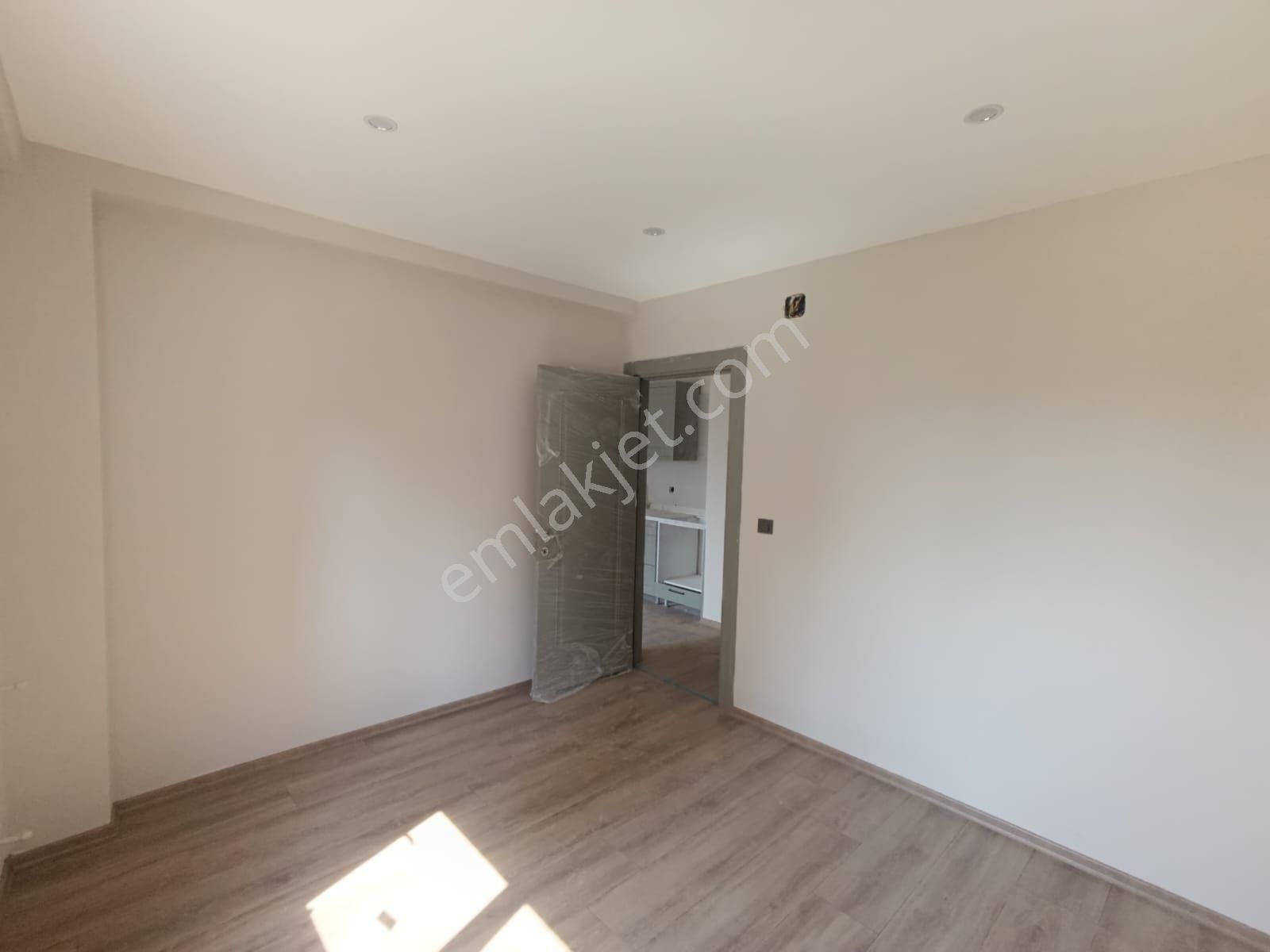 Çarkıparede Bulvar Üstü Çukurova Fırın Arkası 1+1 Satılık Daire - Görsel 4