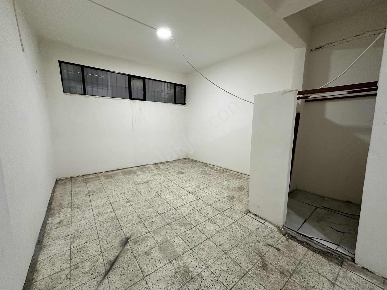Yeni İlan // Yenigün Mahallesinde 65 M2 Depo - Görsel 6