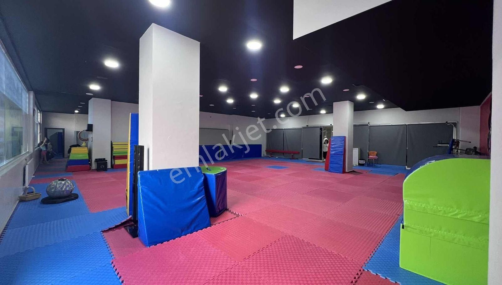 Redstone Castle Dolphin Avm'de Satılık 140m2 Dükkan - Görsel 6