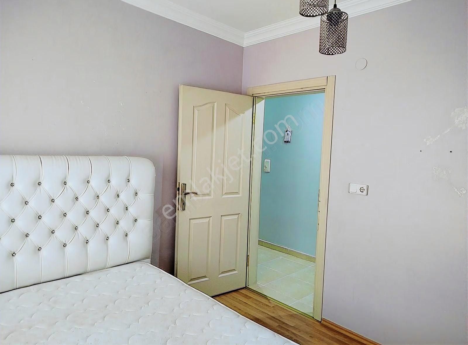 Alemdar Gayrimenkul Hendek Üniver.caddesi Eşyalı 3+1kiralı Daire - Görsel 3