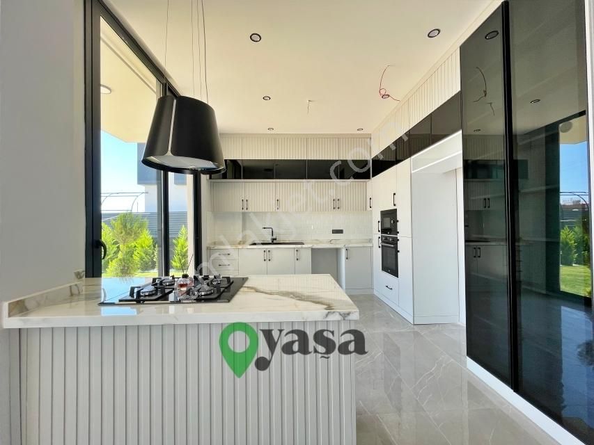 Yaşa Gyd - Mezitli Çankaya Deniz Ve Doğa Manzaralı Satılık Villa - Görsel 3