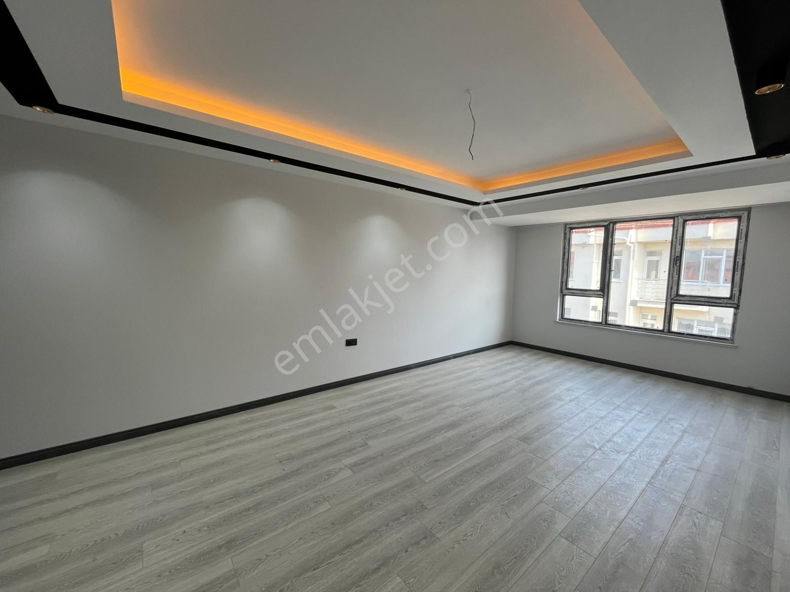 Tuncay Kartal'dan Ulusal Egemenlik Mevkii Geniş 2+1 - Görsel 4