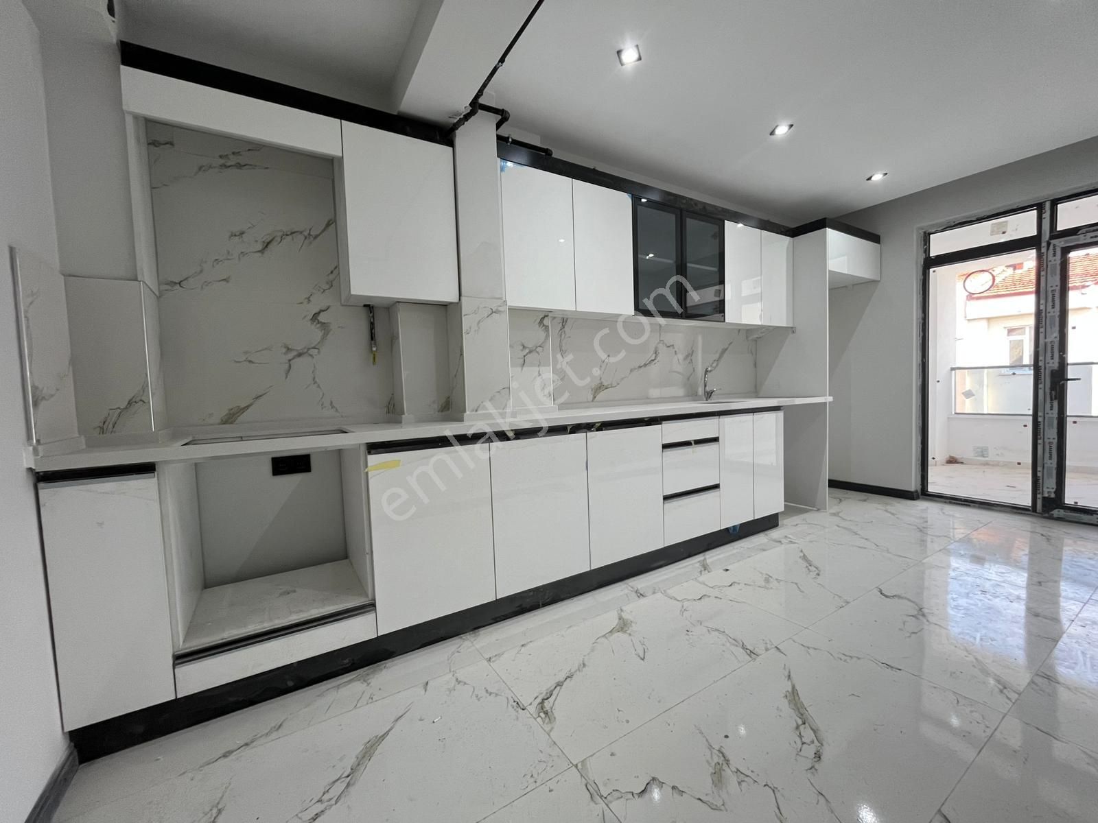 Tuncay Kartal'dan Ulusal Egemenlik Mevkii Geniş 2+1