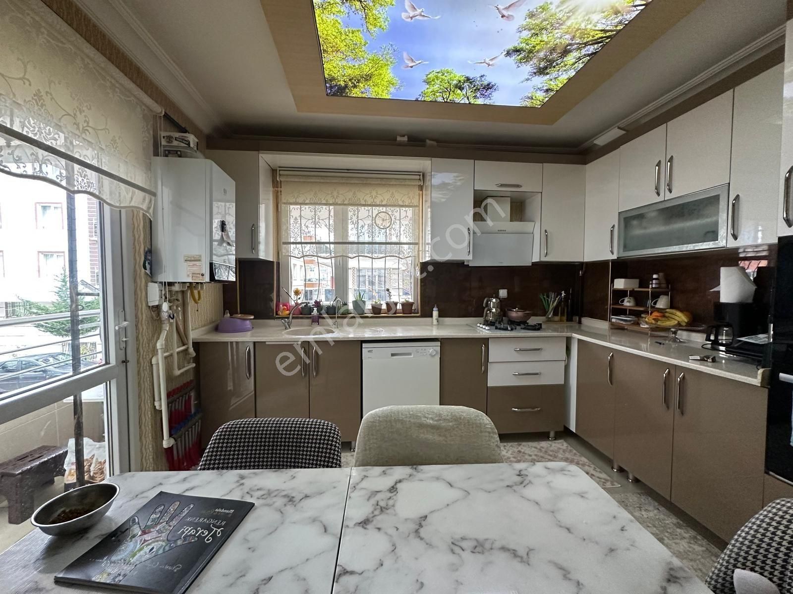 Okul - Park Yakını / Kat Konumlu / Full+full Yapılı Y.giriş 3+1 - Görsel 3