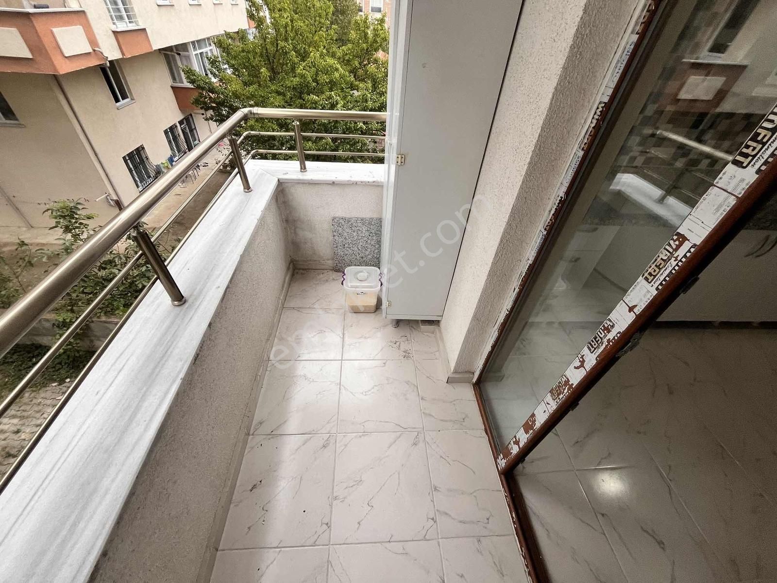 Akdoğanlardan Bağlık Okullar Bölgesinde Satılık İskanlı 3+1 - Görsel 14