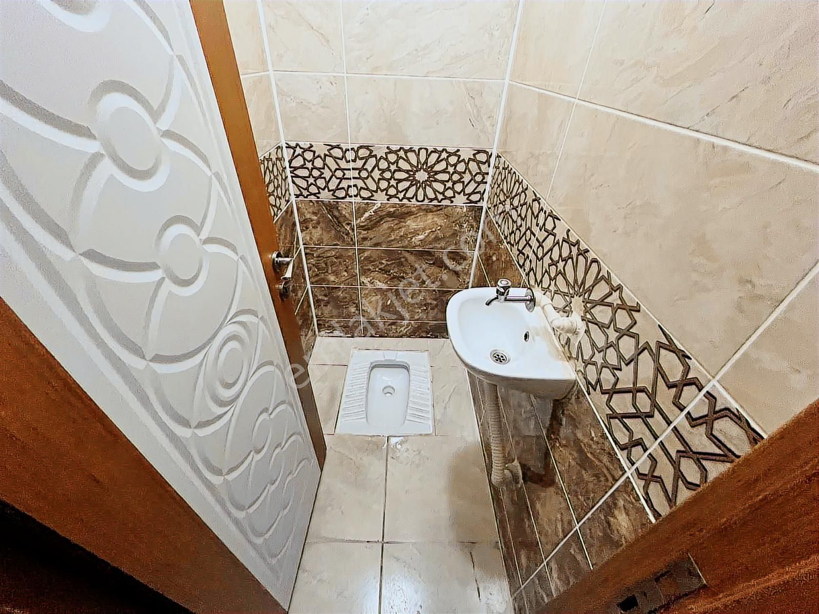 Akdoğanlardan Bağlık Okullar Bölgesinde Satılık İskanlı 3+1 - Görsel 3