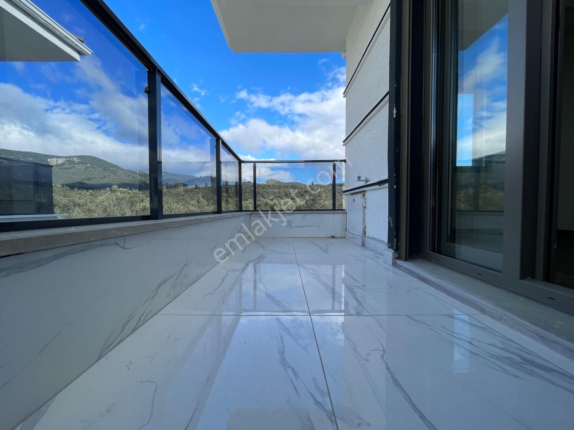 Berkay Demirel'den Kadıköyde Özel Havuzlu Ultra Lüks 3+1 Villa - Görsel 16