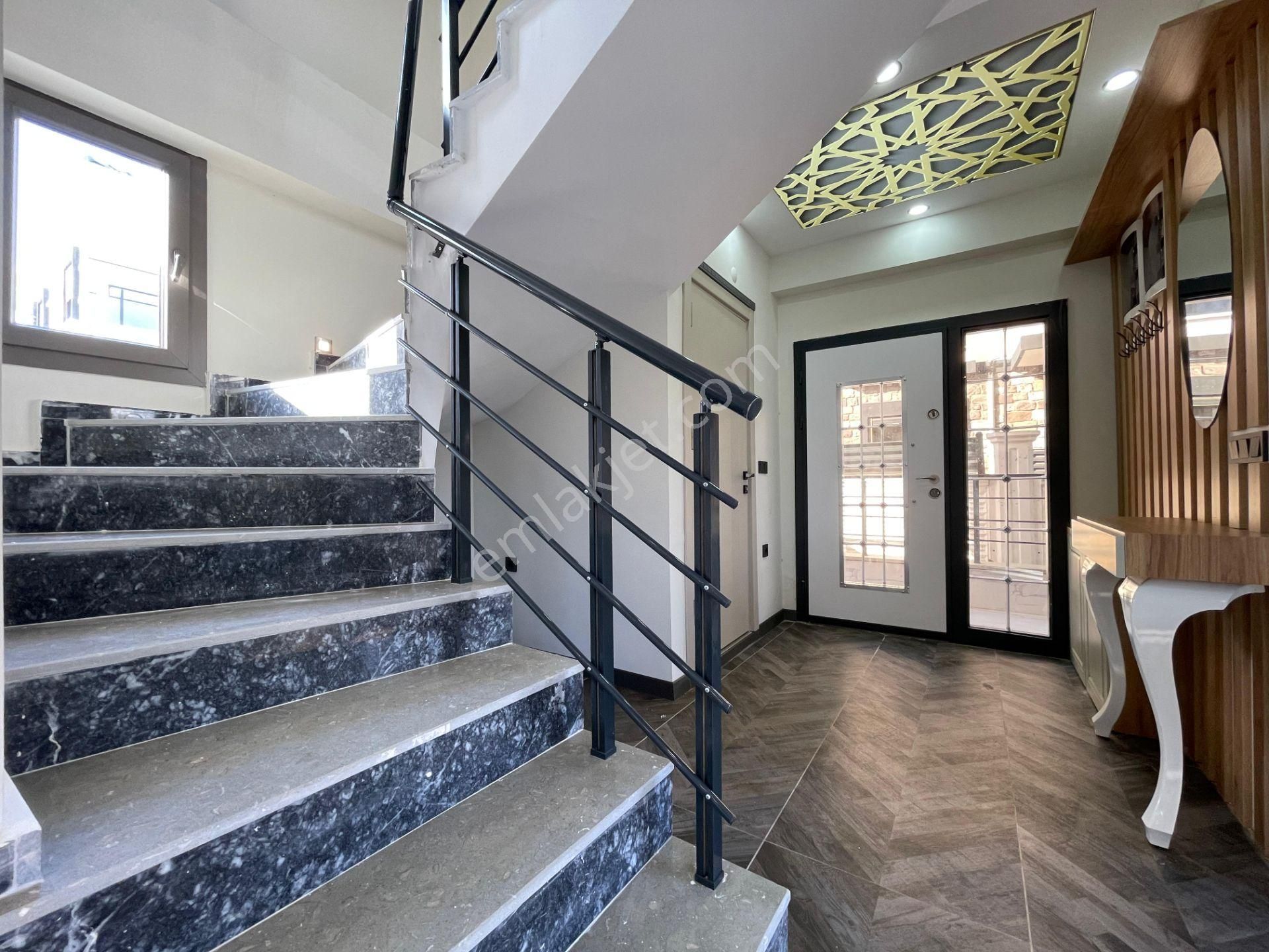 Berkay Demirel'den Kadıköyde Özel Havuzlu Ultra Lüks 3+1 Villa - Görsel 8