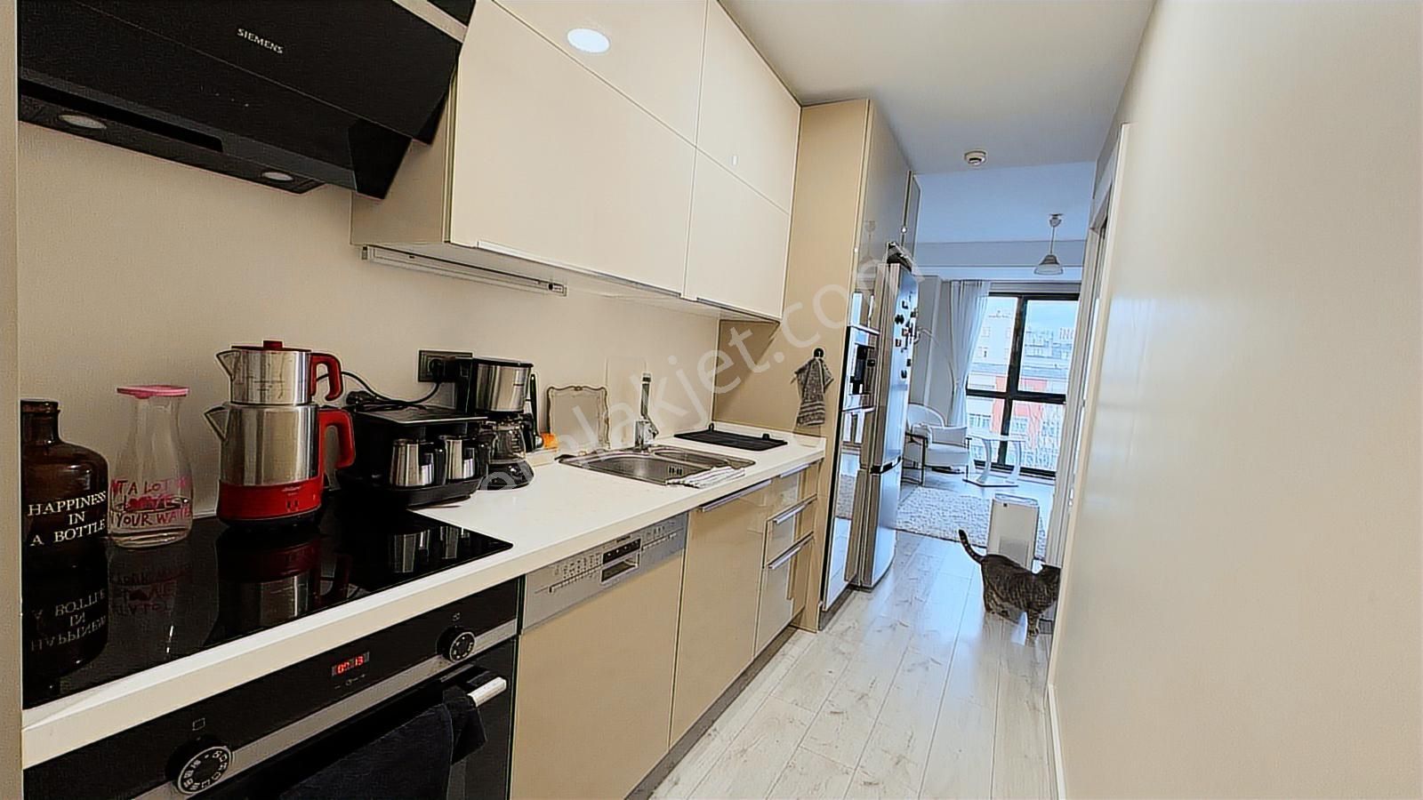 Sefaköy Torkam E-5 Metropark'ta 1+1 Kiralık Daire - Görsel 16