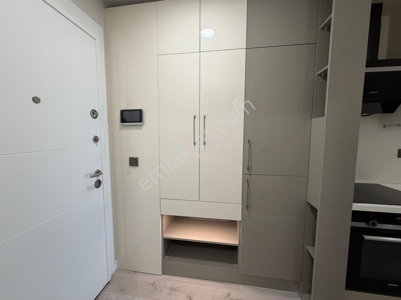 Sefaköy Torkam E-5 Metropark'ta 1+1 Kiralık Daire - Görsel 23