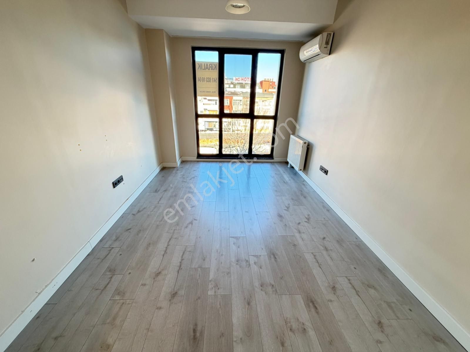 Sefaköy Torkam E-5 Metropark'ta 1+1 Kiralık Daire - Görsel 18