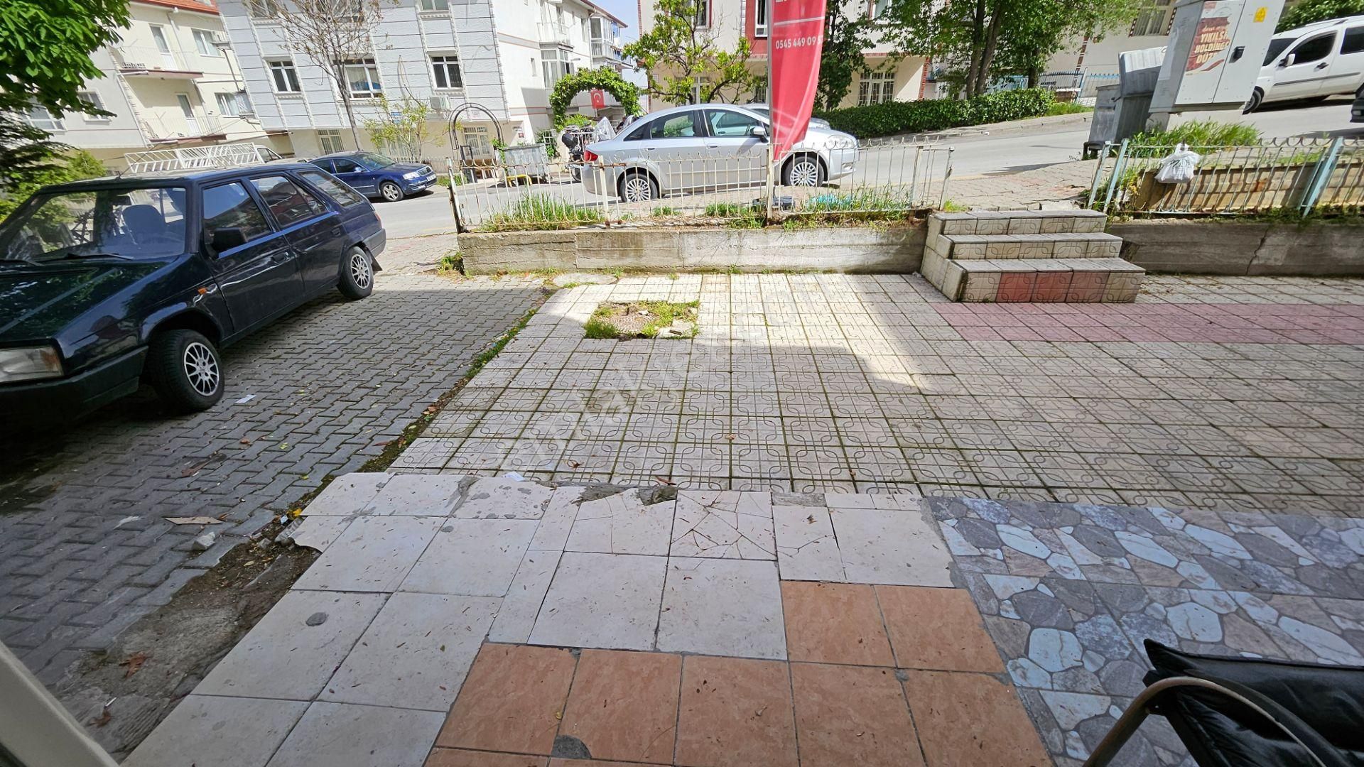 Abidin Paşada 25 Metre Wc Li Mutvaklı Kiralık Dükkan - Görsel 10