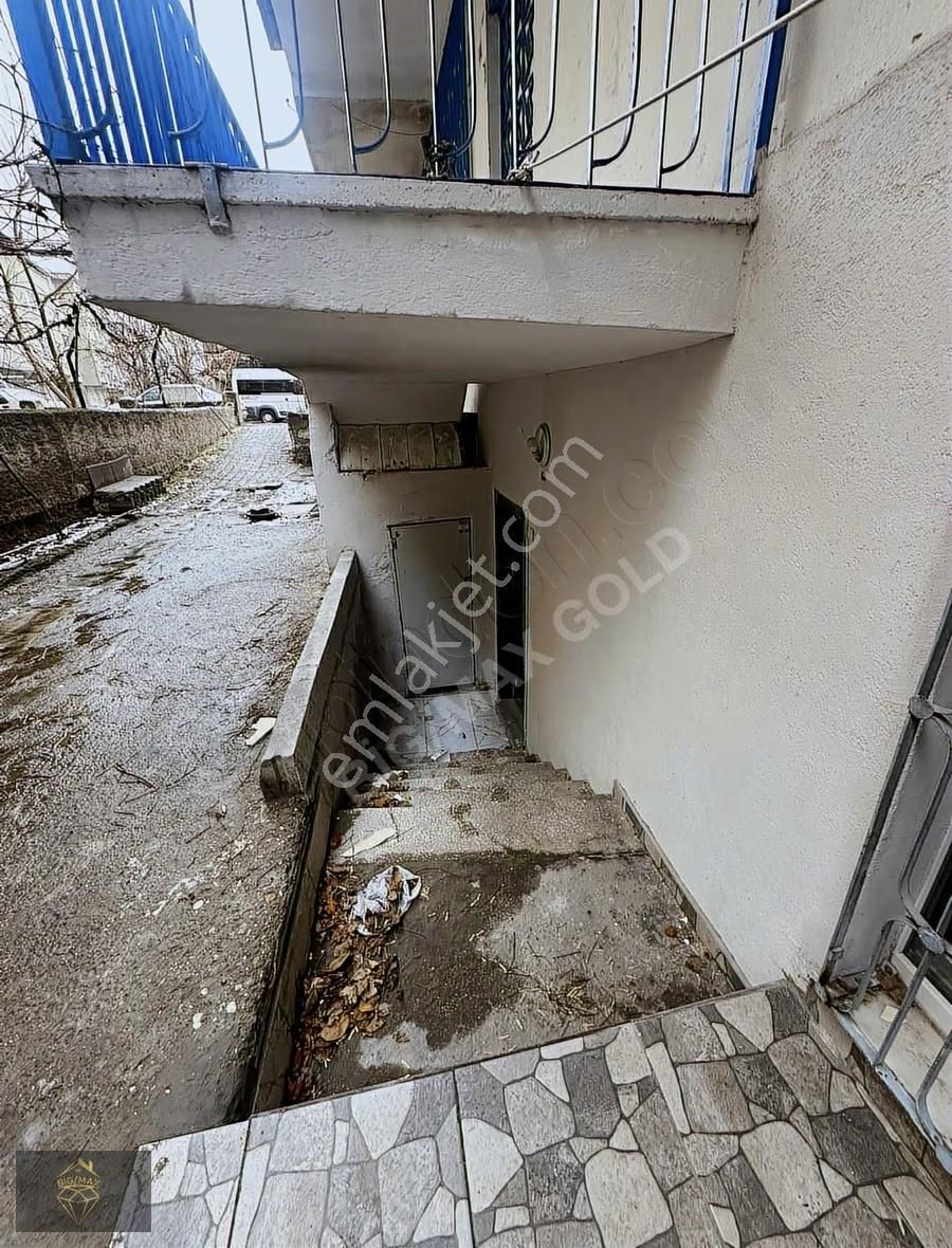 Mükemmel Konumda Fevzi Çakmak Mh. İçi Sıfır Yapılı 2+1 Daire - Görsel 8