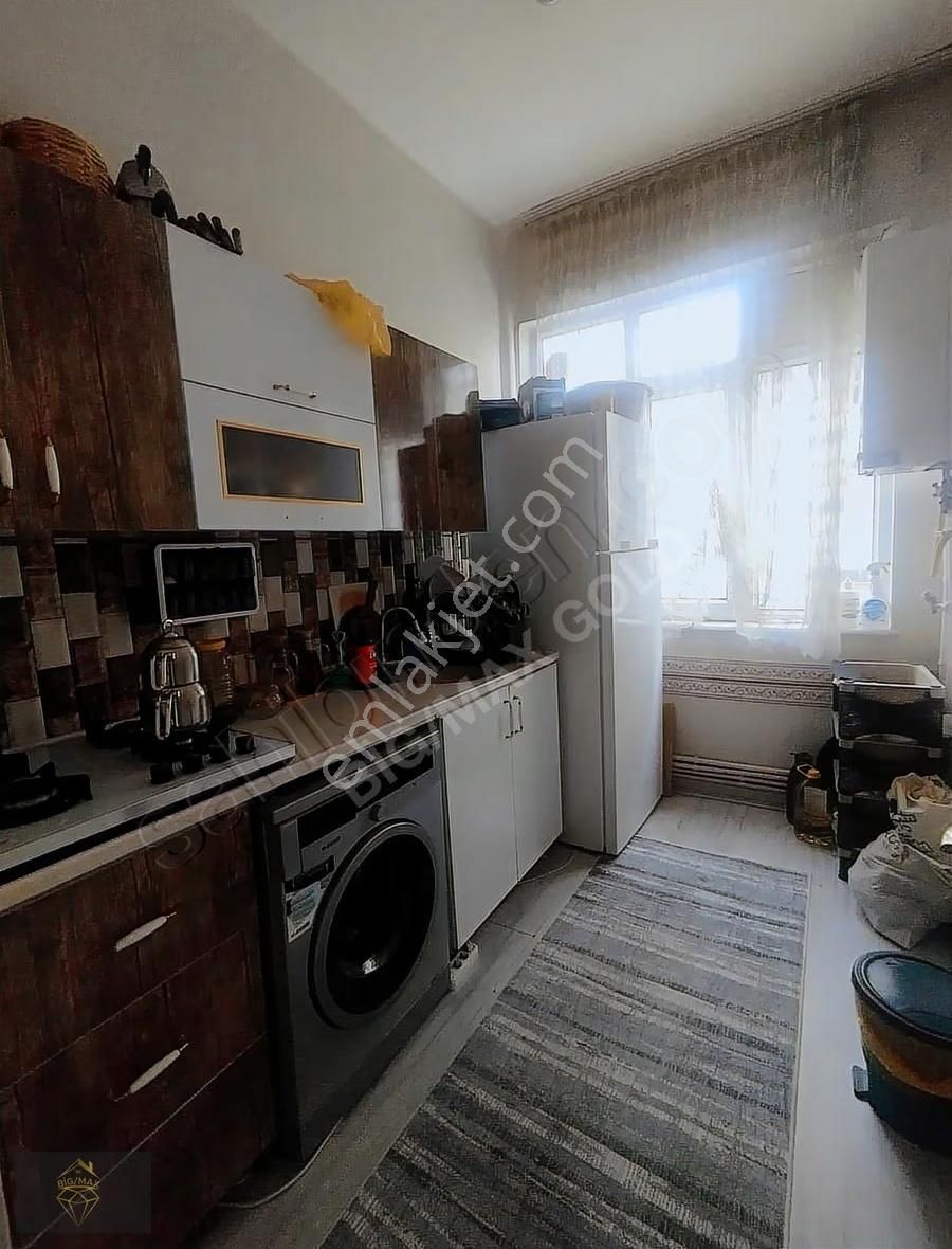 Çarşı Merkezde Devlet Hastanesine Çok Yakın Satılık 2+1 Daire - Görsel 4