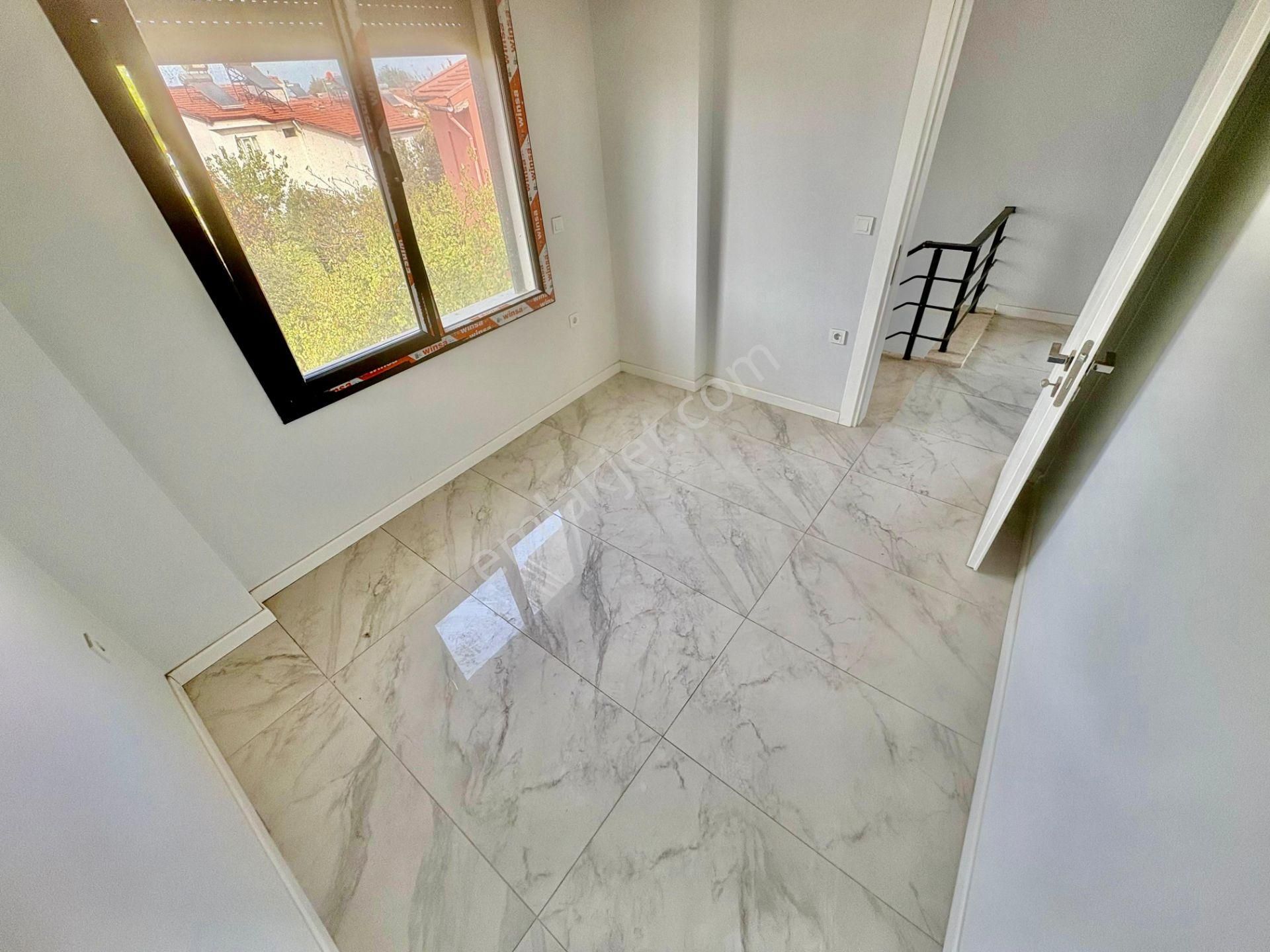 ▓karabuluttan▓pelitköy'de Denize 150mt & Lüx 6+1 Satılık Tam Müstakil - Görsel 32