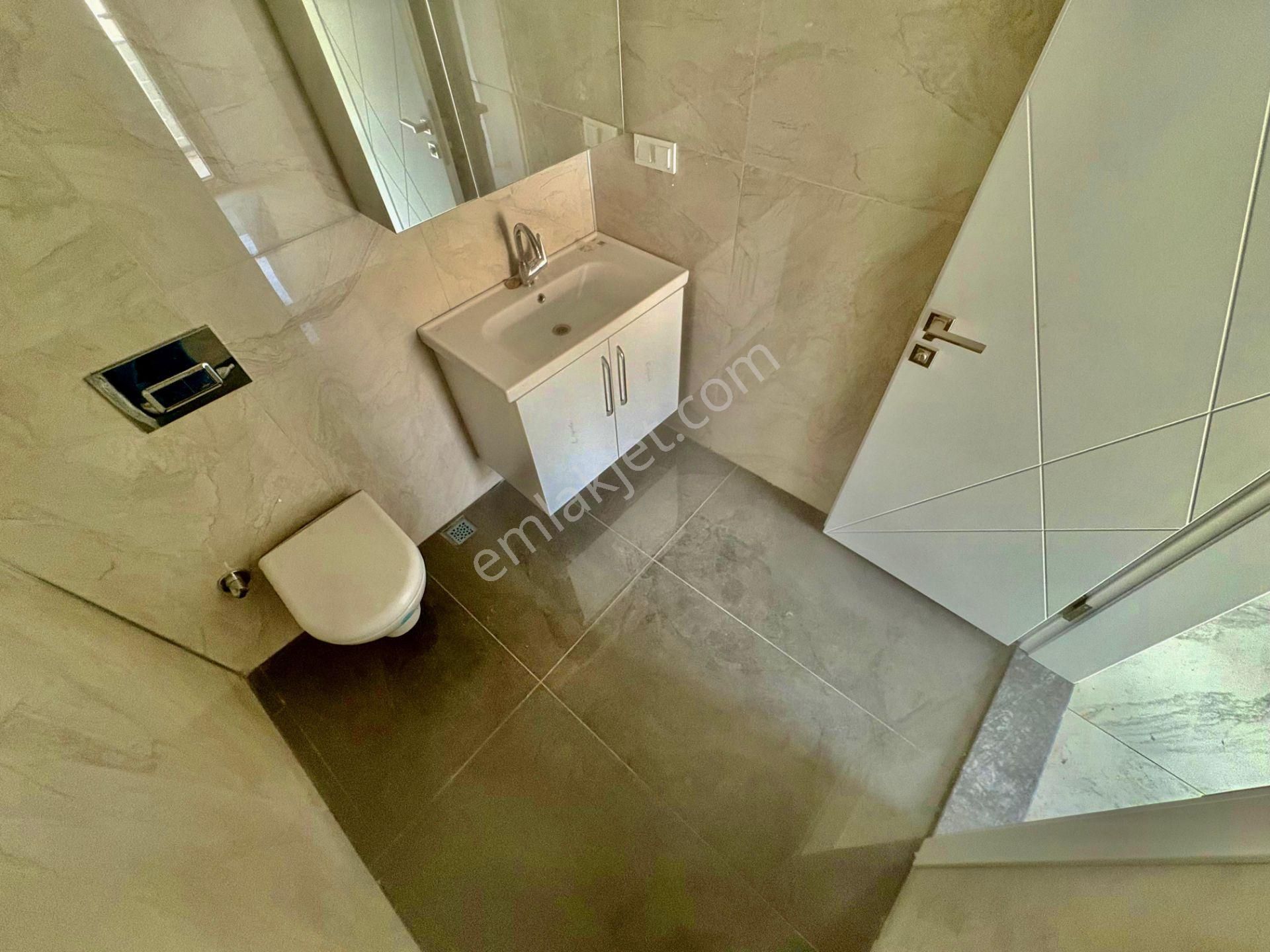 ▓karabuluttan▓pelitköy'de Denize 150mt & Lüx 6+1 Satılık Tam Müstakil - Görsel 16