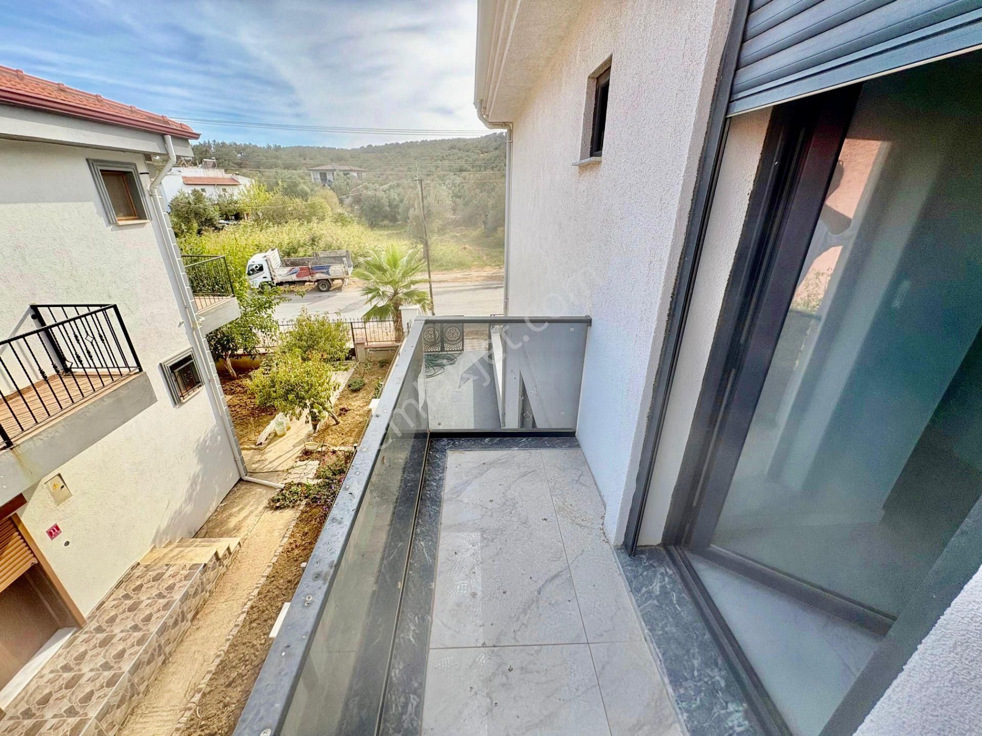 ▓karabuluttan▓pelitköy'de Denize 150mt & Lüx 6+1 Satılık Tam Müstakil - Görsel 2