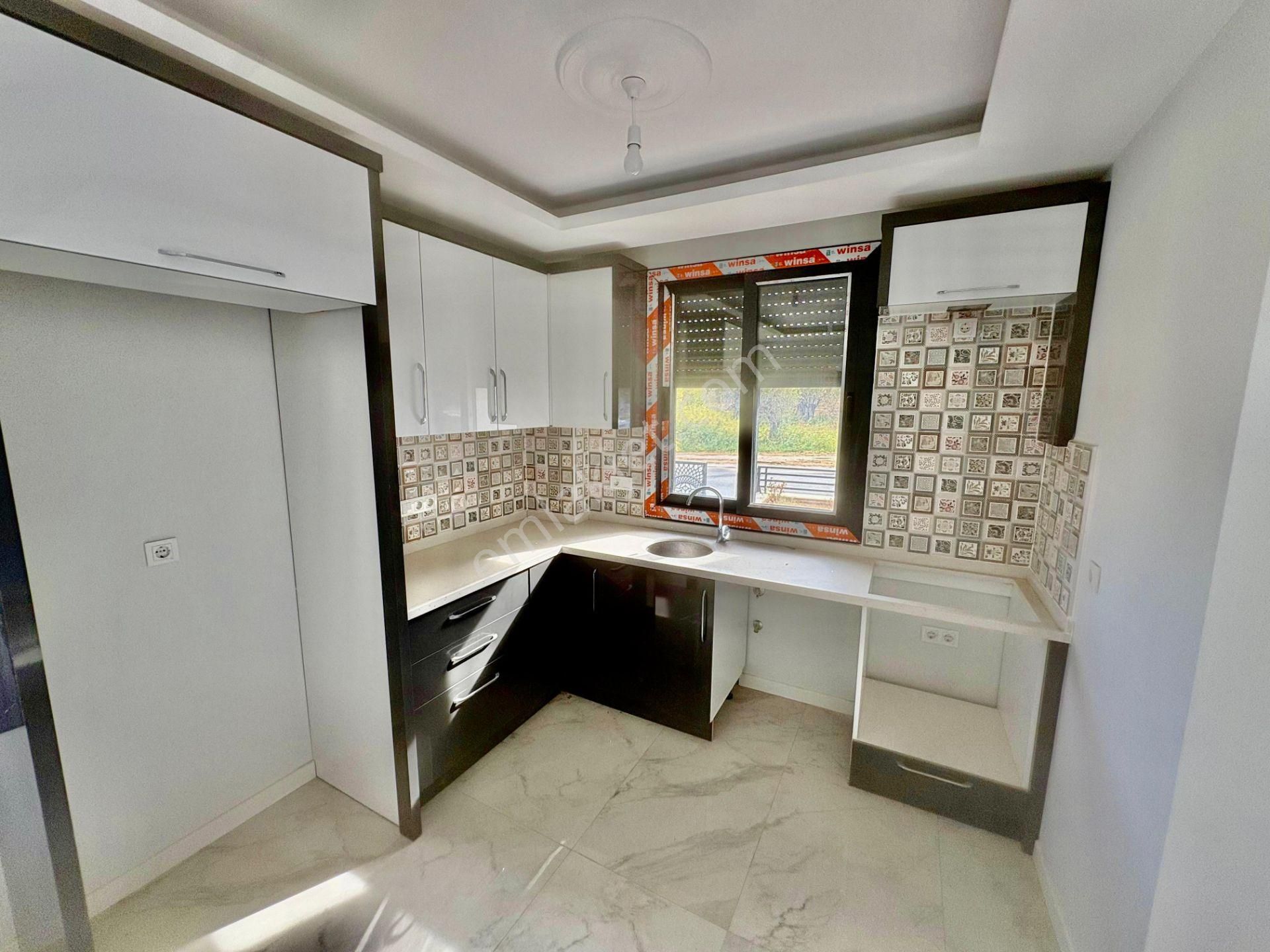 ▓karabuluttan▓pelitköy'de Denize 150mt & Lüx 6+1 Satılık Tam Müstakil - Görsel 8