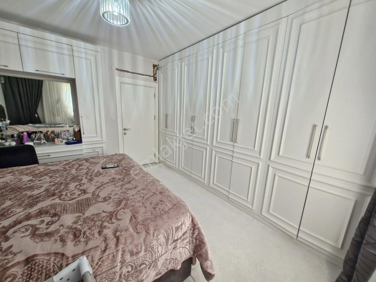 Fatih Emlaktan Ulu Camii Yakını Satılık 2+1 Masrafsız Ara Kat - Görsel 10