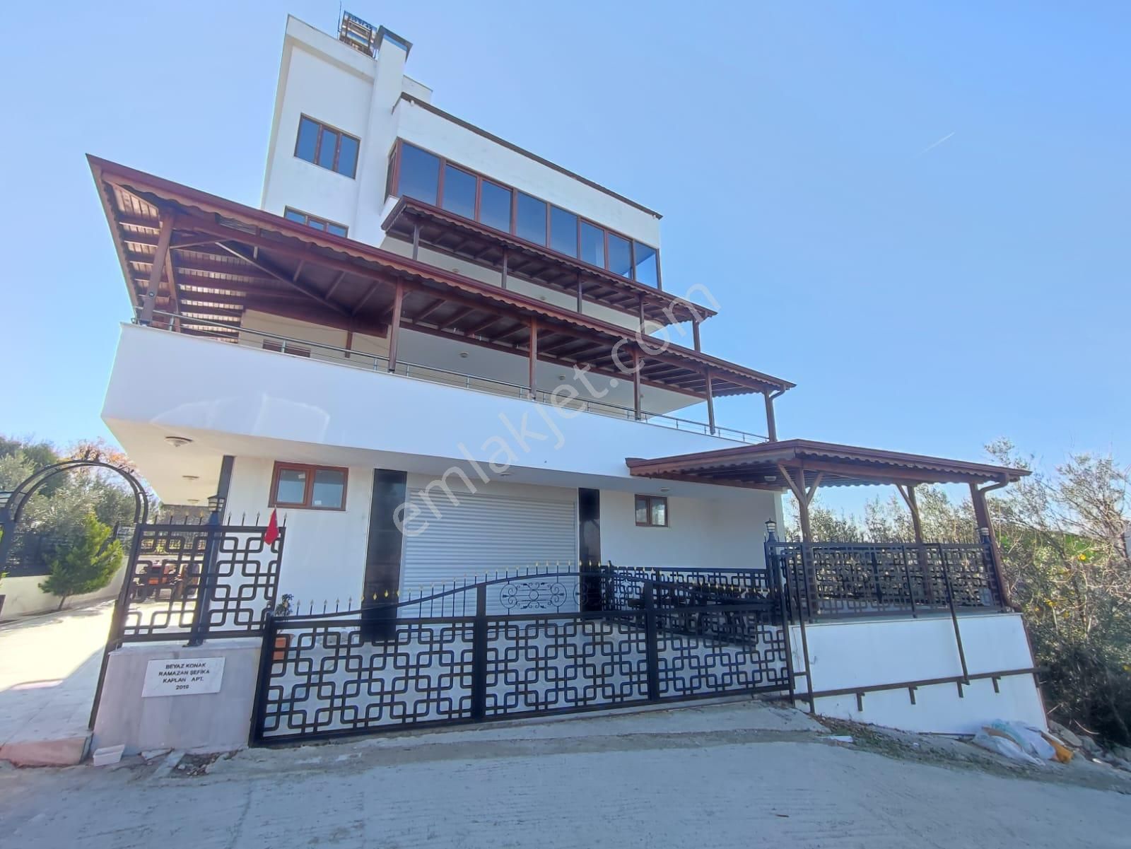 Acil Serik Şatırlı Mah. Komple 4 Katlı Satılık Bina - Görsel 5