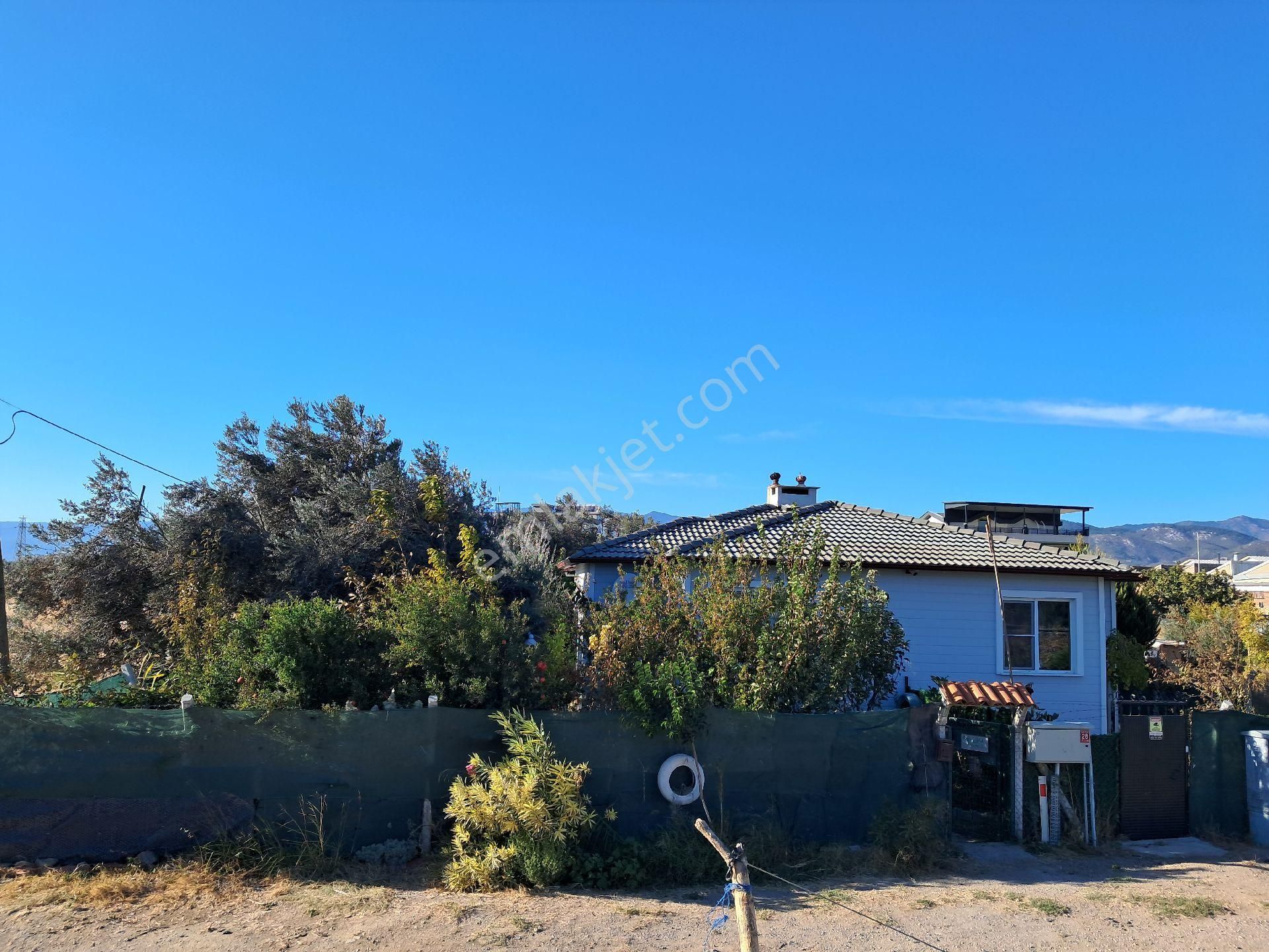 Balıkesir/edremit 255m2 Müstakil Bahçeli 2.5 İmarlı Ev - Görsel 13