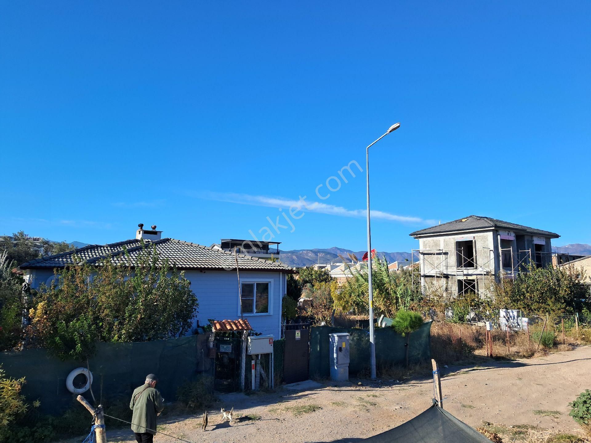 Balıkesir/edremit 255m2 Müstakil Bahçeli 2.5 İmarlı Ev - Görsel 15