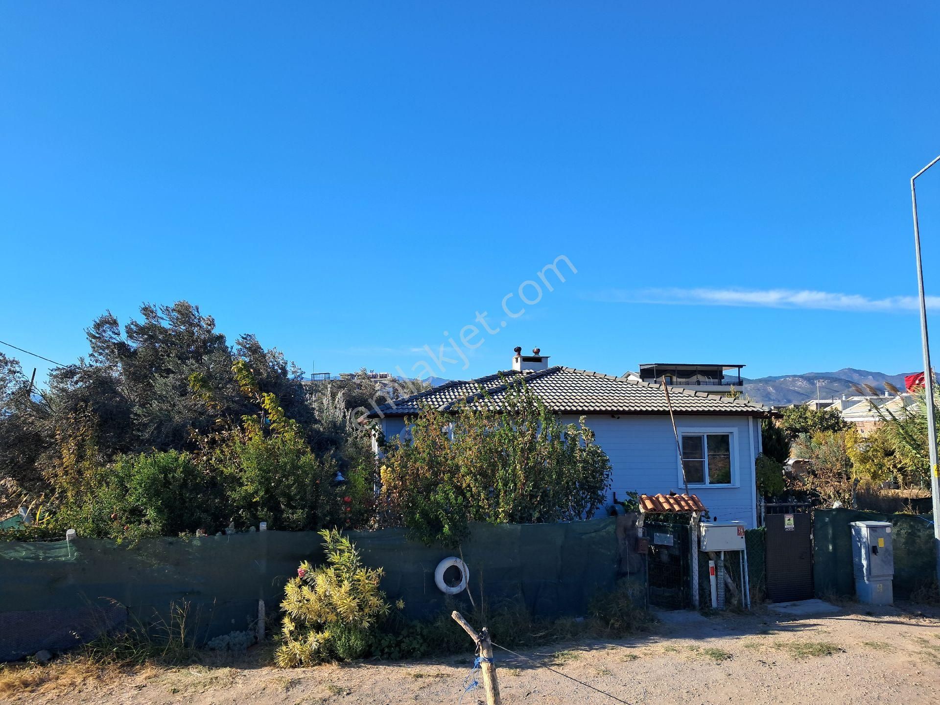 Balıkesir/edremit 255m2 Müstakil Bahçeli 2.5 İmarlı Ev - Görsel 12