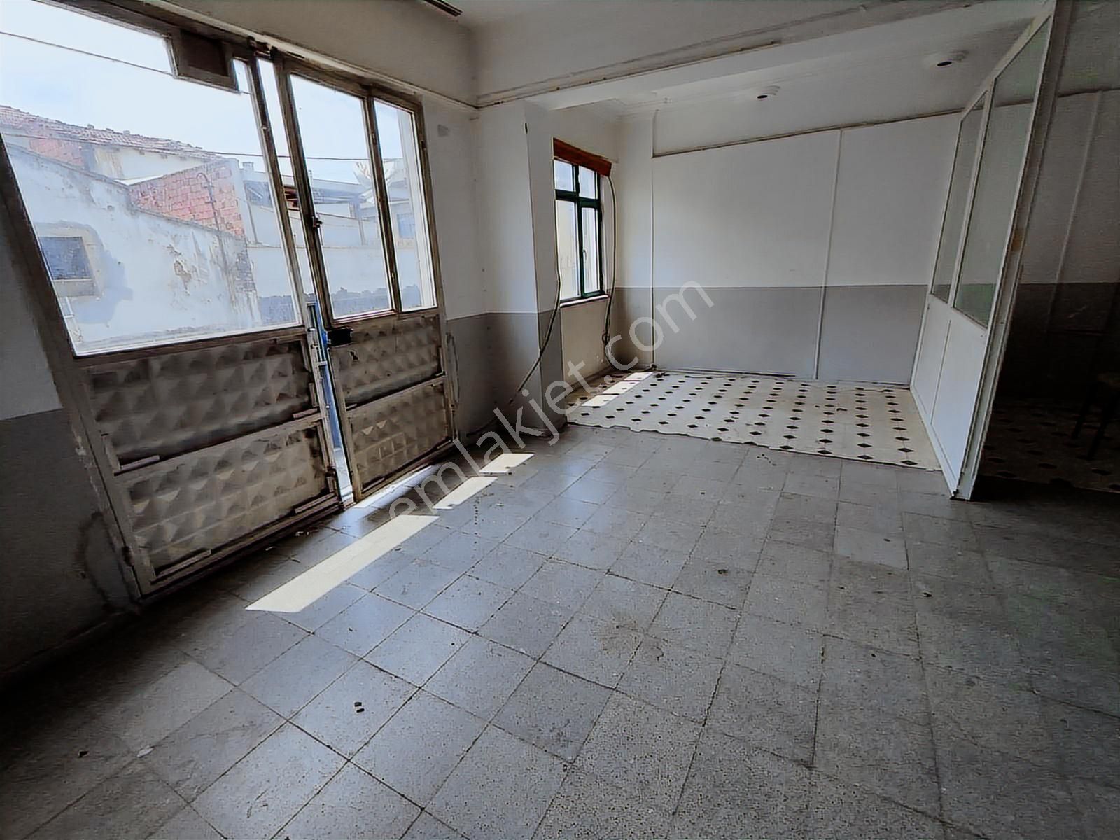 Gülbahçe'de Kiralık 450 M2 İşyeri - Dükkan - Görsel 3