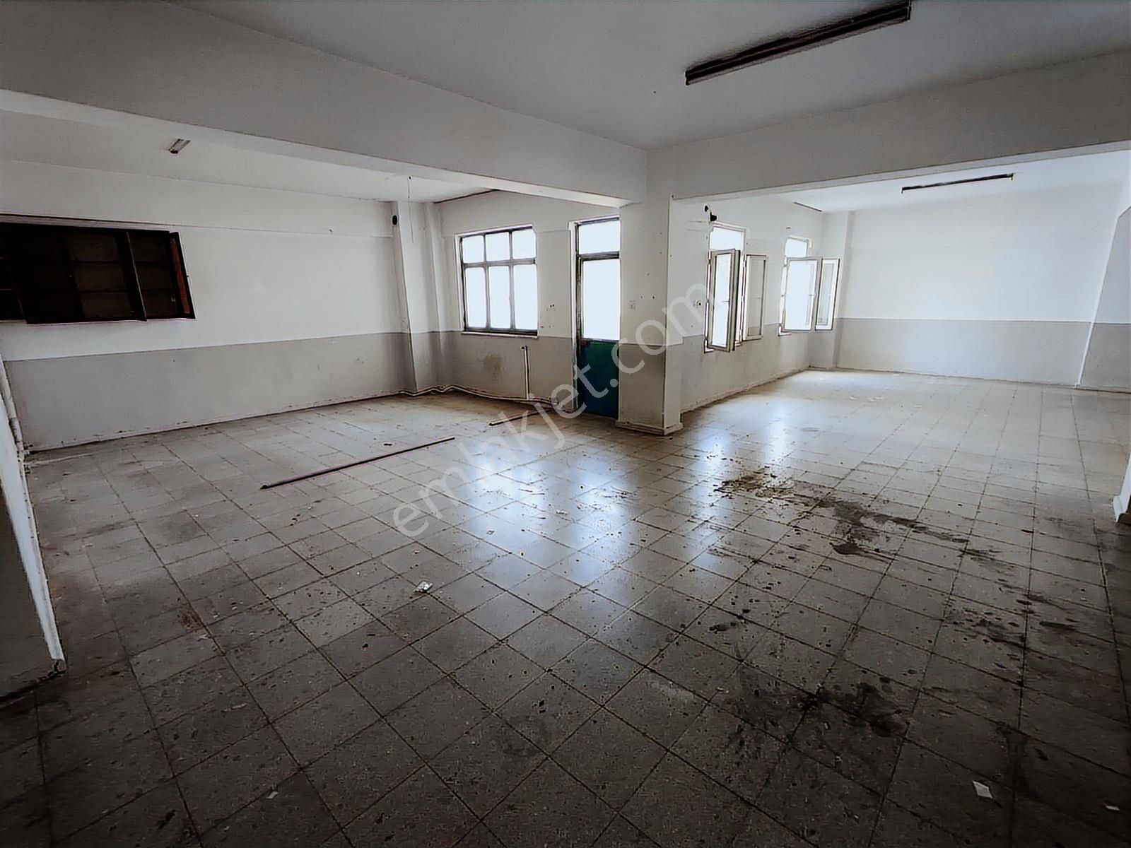 Gülbahçe'de Kiralık 450 M2 İşyeri - Dükkan - Görsel 7