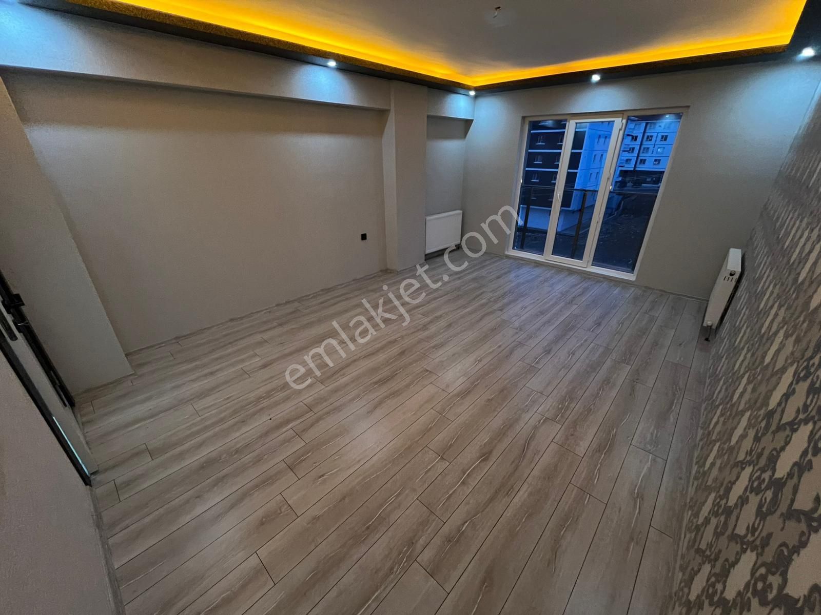 3+1 Araakat 2 Yıllık Bina Da Ebeveyn Banyolu Asansörlü - Görsel 7