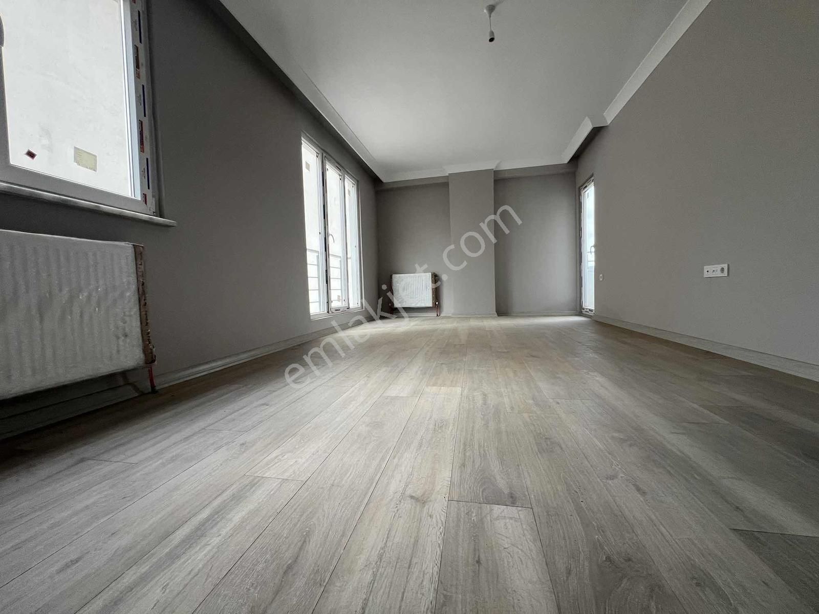 Sancaktepe Yenidoğan Mah De 2 + 1 Ara Kat Sıfır Daire - Görsel 3